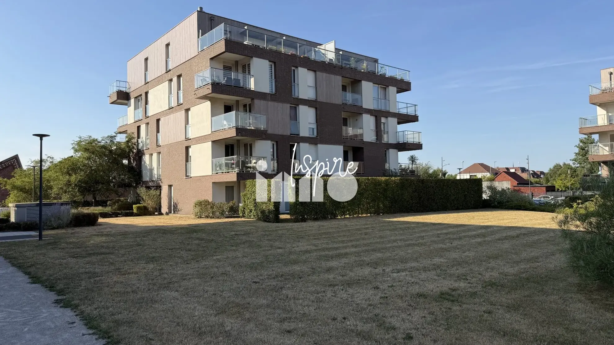 Charmant appartement T2 avec balcon, parking et résidence sécurisée à Mouvaux