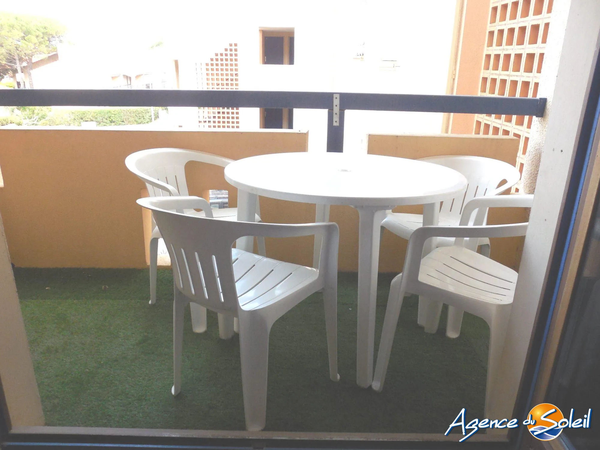 Studio avec balcon à Port-la-Nouvelle, proche plage et commerces