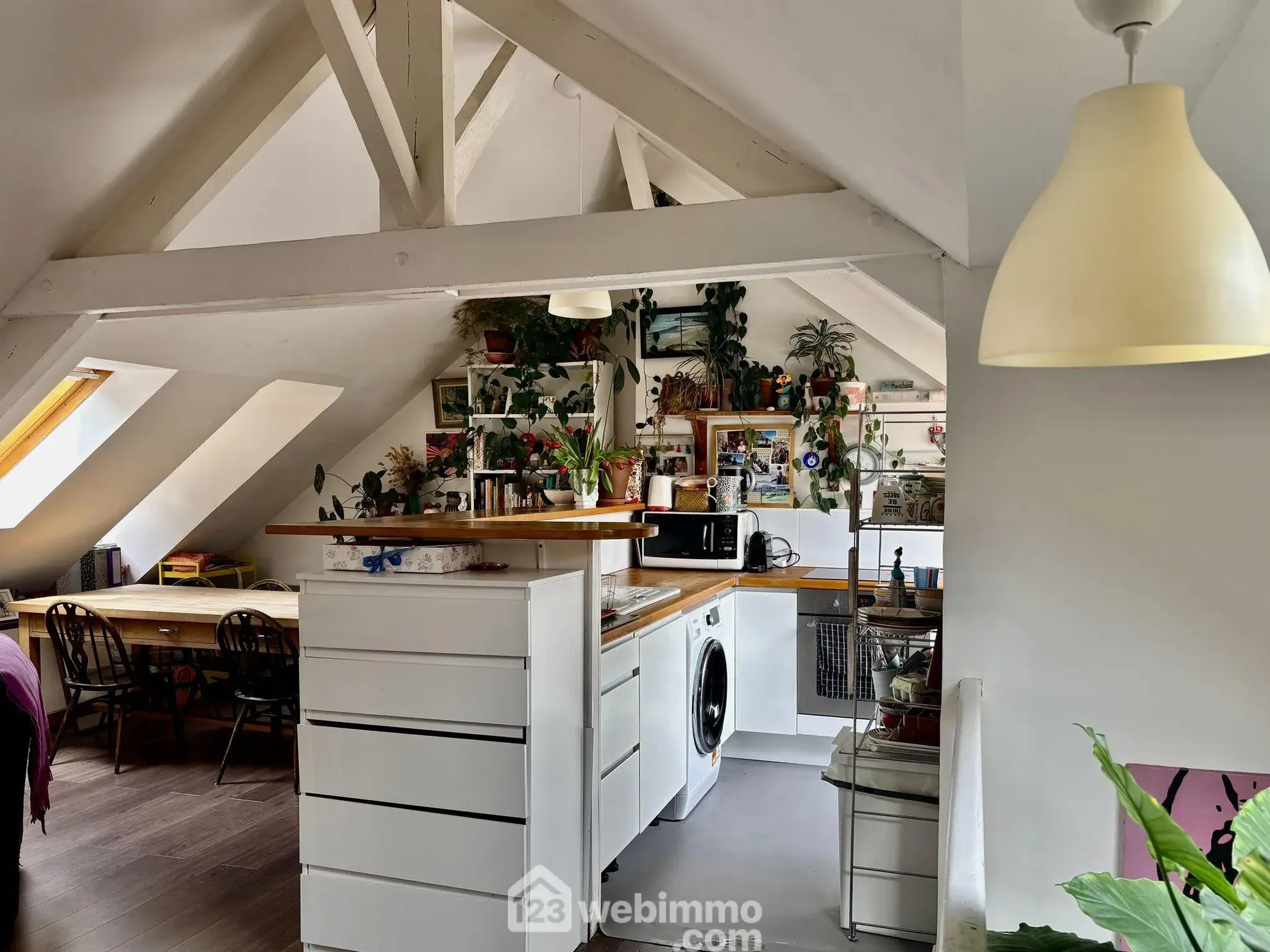 Appartement traversant en duplex de 80m² à Rouen, centre historique 