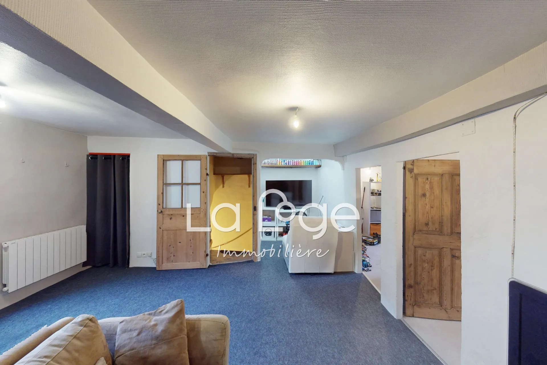 Maison de village rénovée avec 4 chambres à Tallard - Opportunité à saisir 