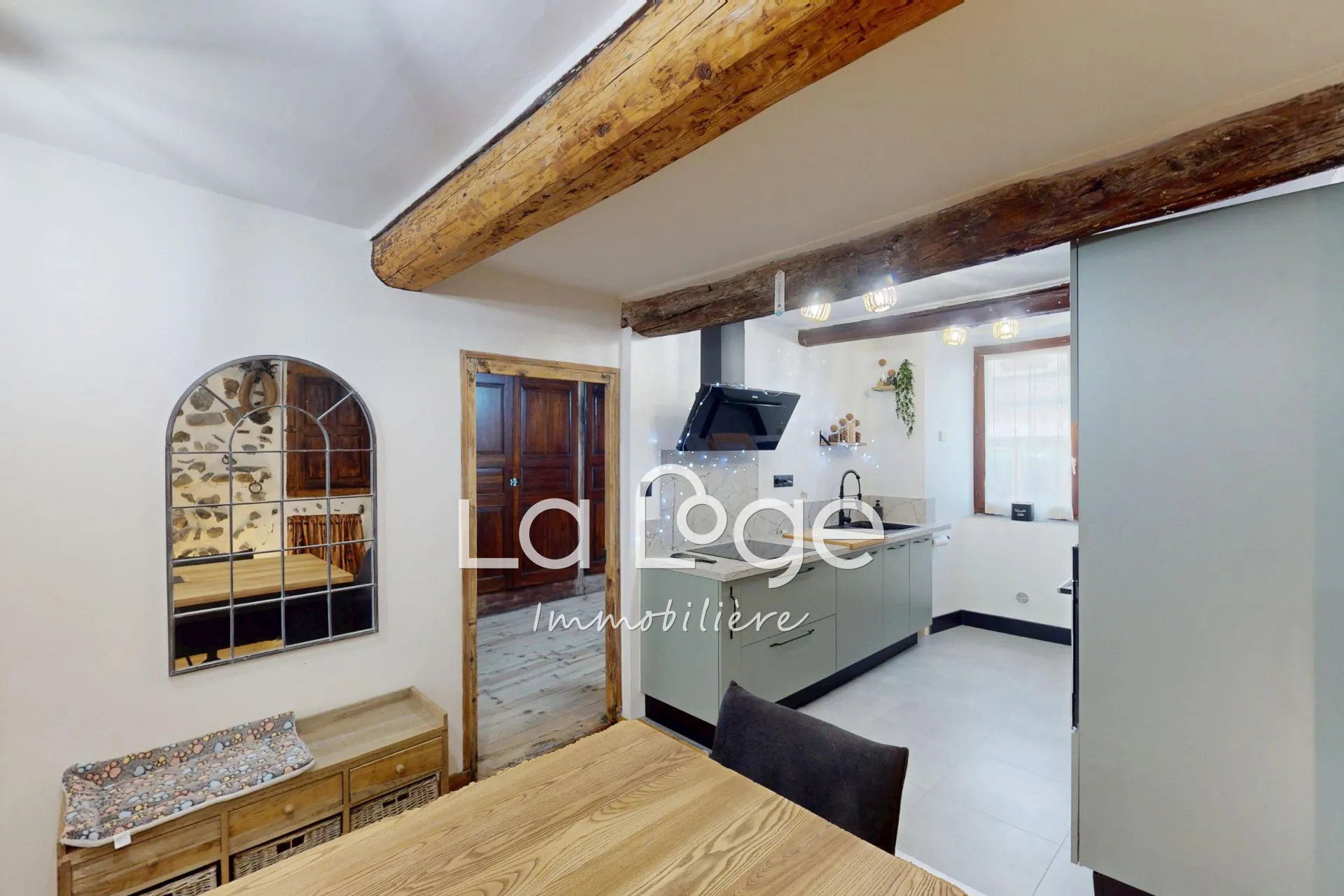 Maison de village rénovée avec 4 chambres à Tallard - Opportunité à saisir 
