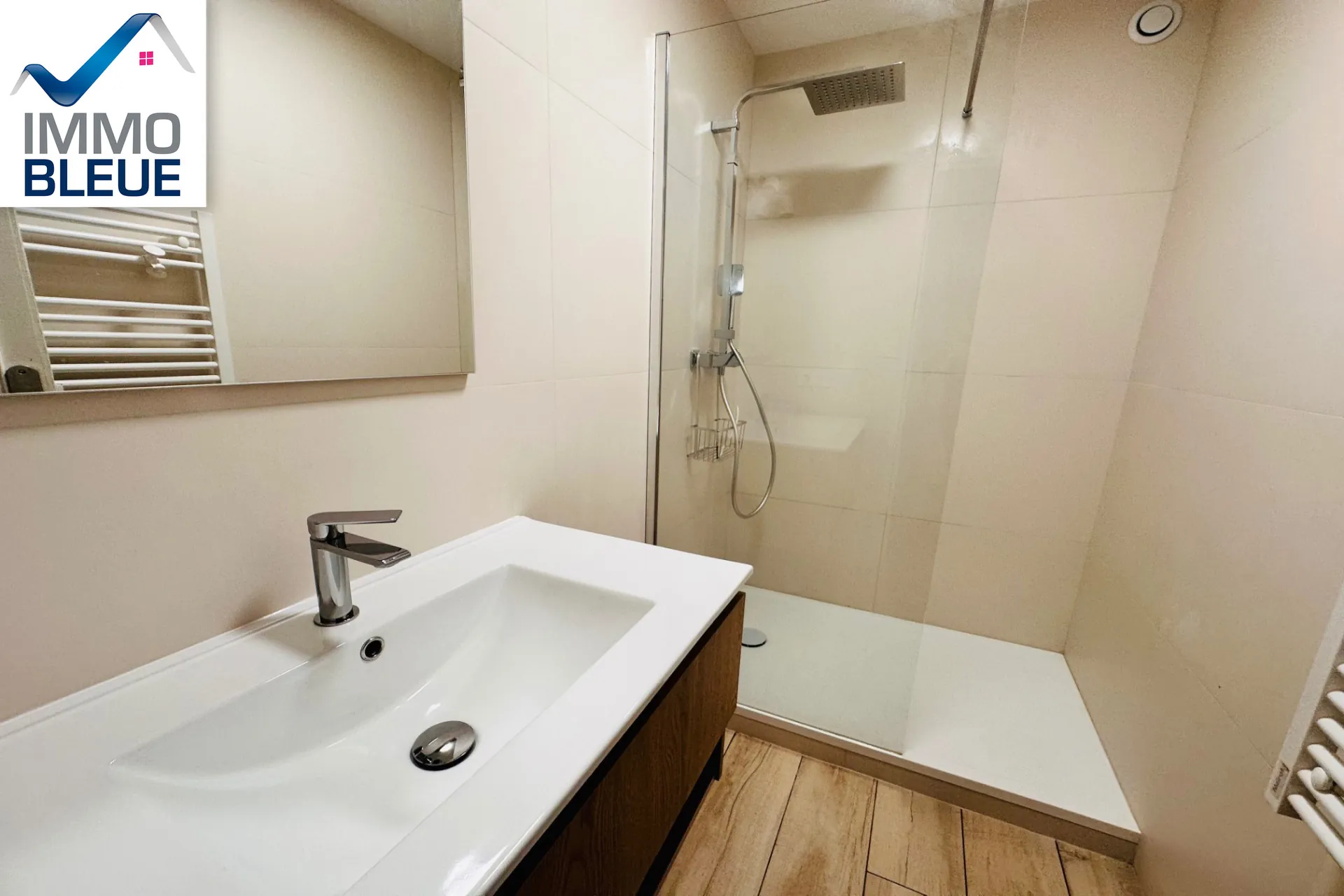 Agréable appartement 3 pièces avec terrasse et vue étang à Martigues 