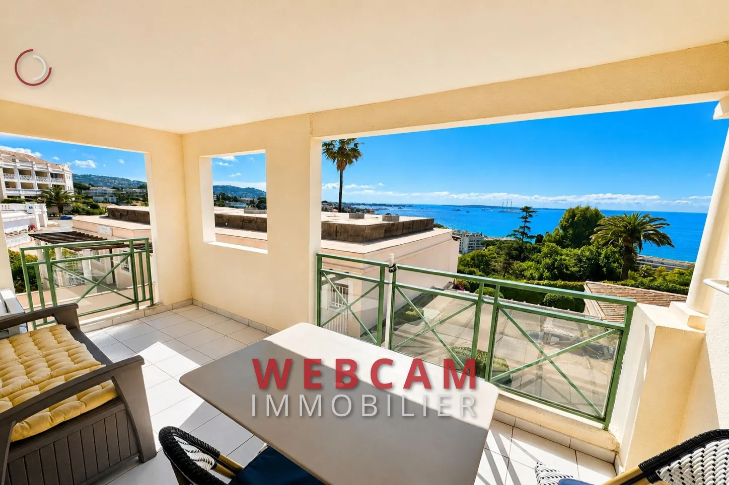 Appartement 2/3 pièces avec vue mer à Cannes, résidence de charme avec piscine et parking