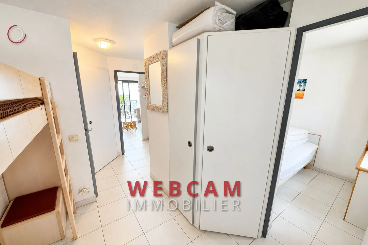 Appartement 2/3 pièces avec vue mer à Cannes, résidence de charme avec piscine et parking 