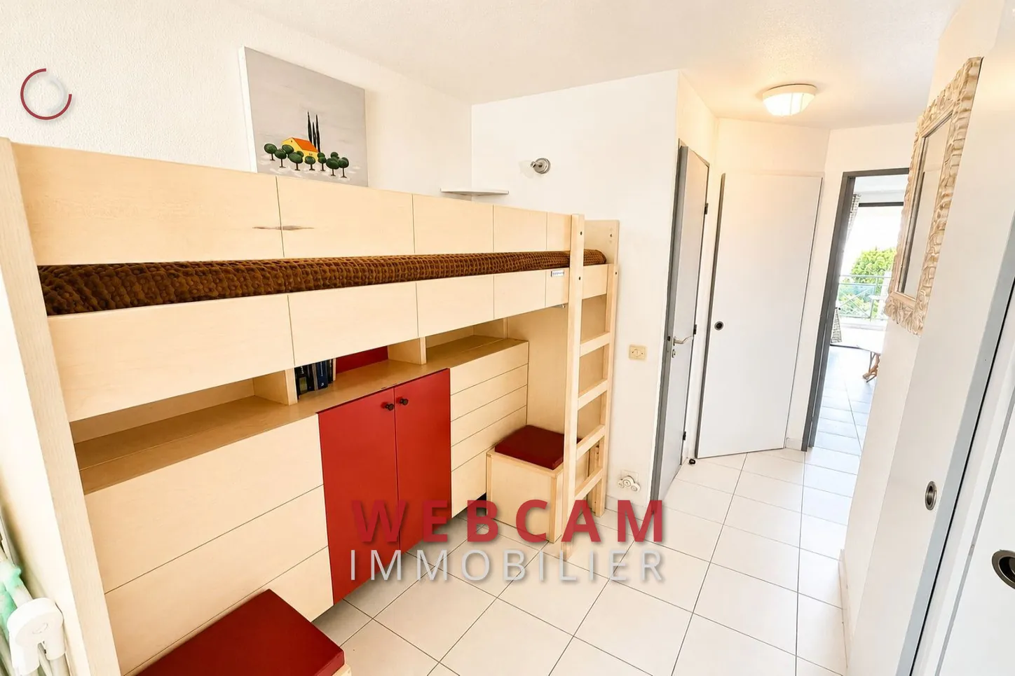 Appartement 2/3 pièces avec vue mer à Cannes, résidence de charme avec piscine et parking 