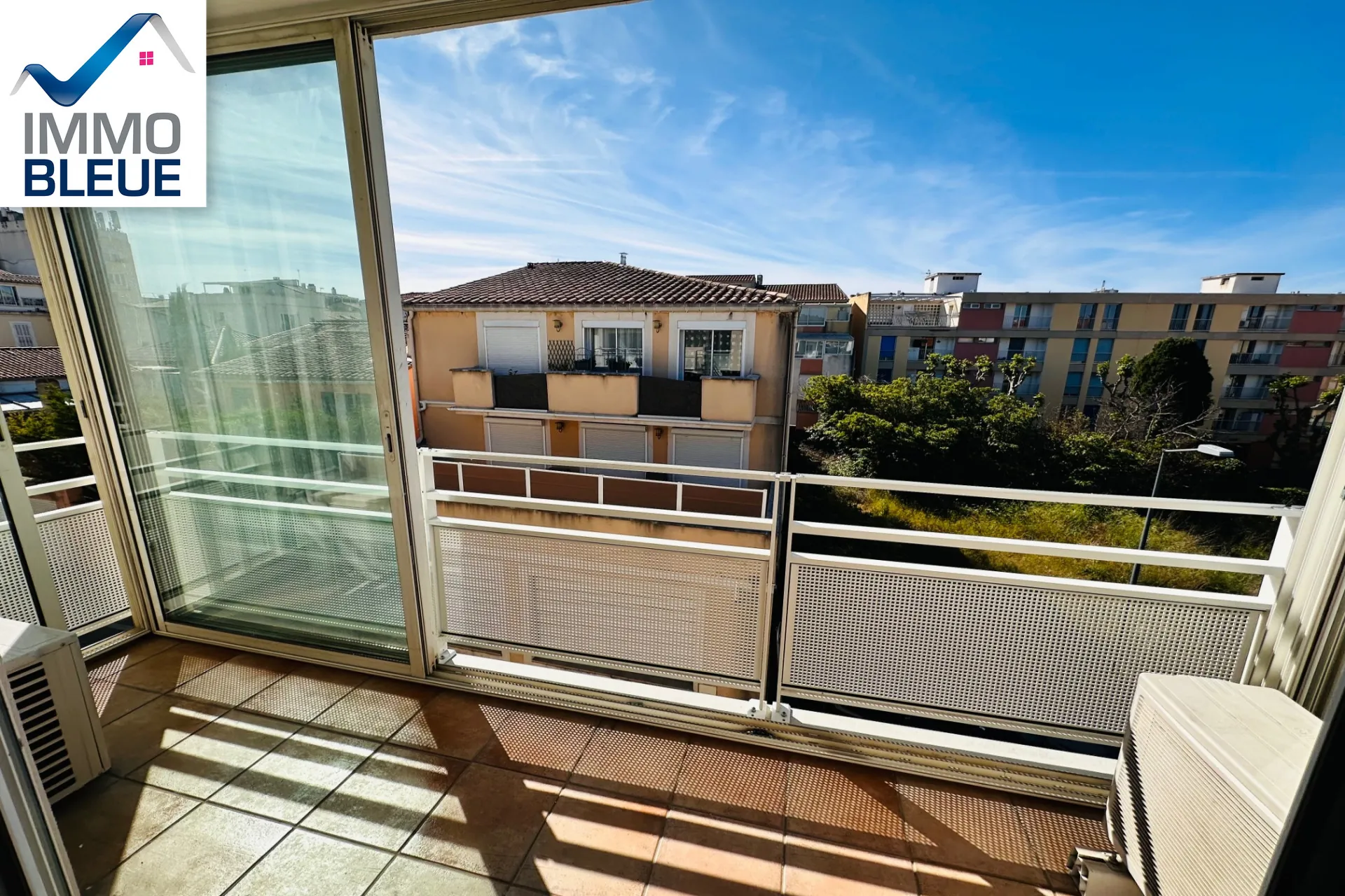 Appartement T3 lumineux avec parking privé à Jonquières - Rénové et proche du centre 