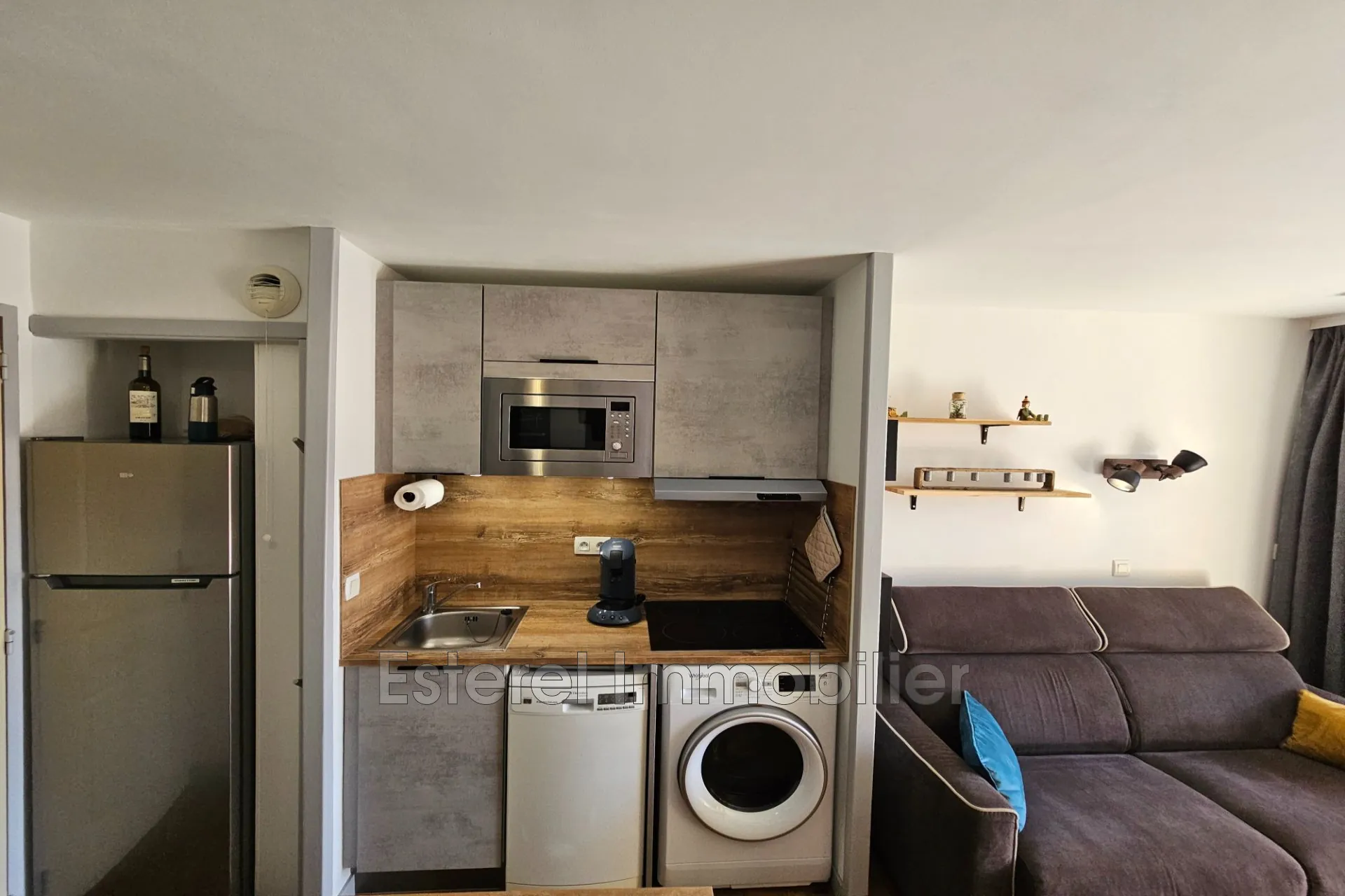 Charmant appartement 2 pièces avec terrasse à Agay dans le quartier de la Rade 