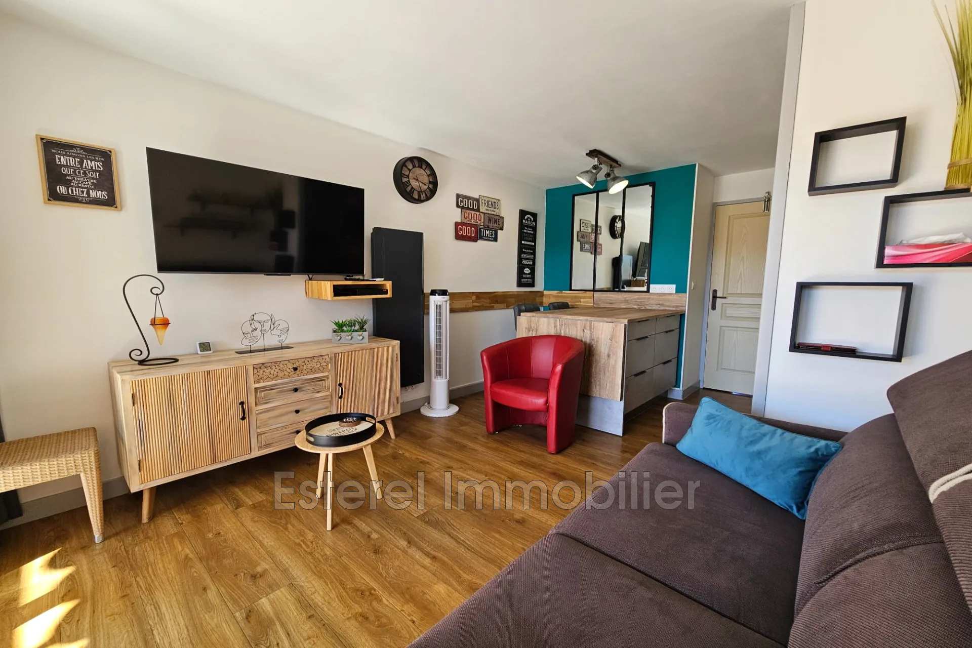 Charmant appartement 2 pièces avec terrasse à Agay dans le quartier de la Rade 