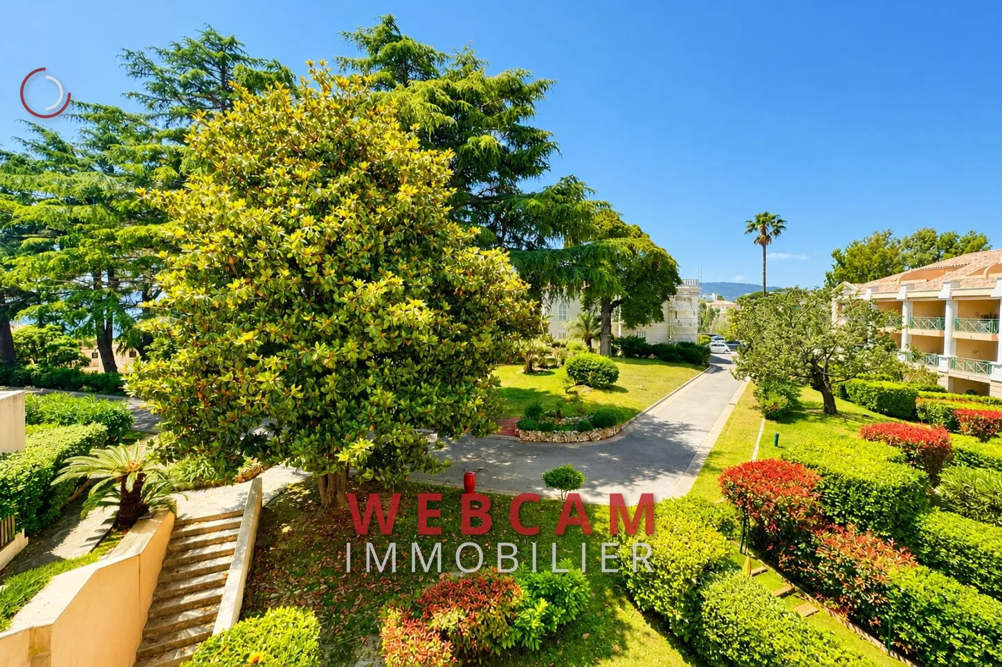 Appartement 2/3 pièces avec terrasse, piscine proche Cannes - Opportunité Côte d'Azur