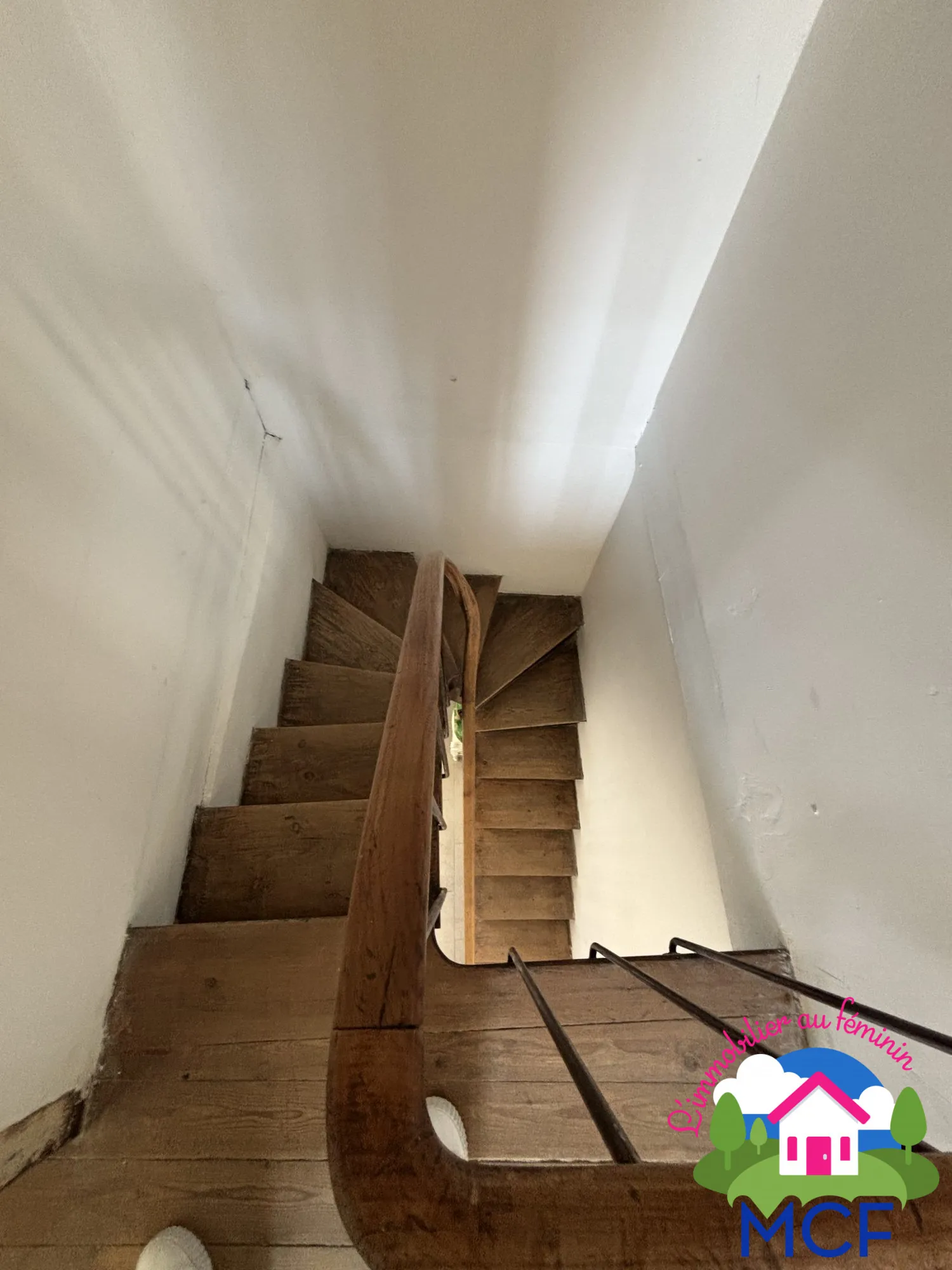 Maison ancienne à vendre à Bueil - 60 m² avec jardin et dépendances 