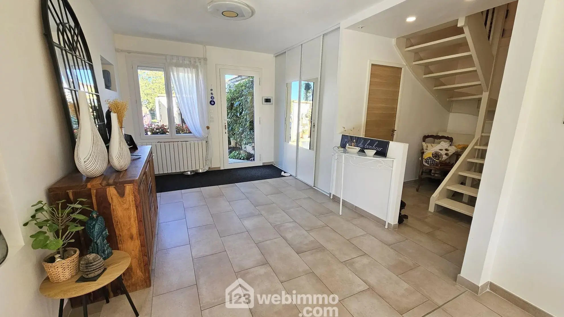 Belle maison rénovée de 116 m² à Milly-la-Forêt avec garage et terrasse 
