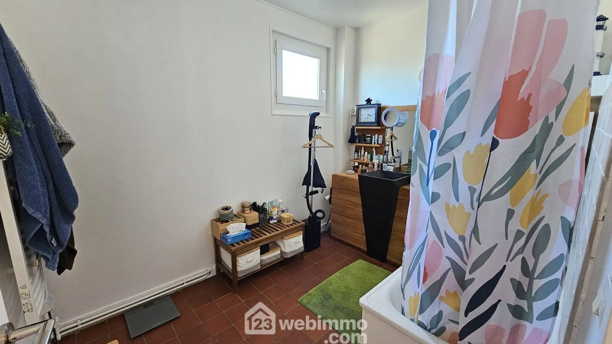 Belle maison rénovée de 116 m² à Milly-la-Forêt avec garage et terrasse 