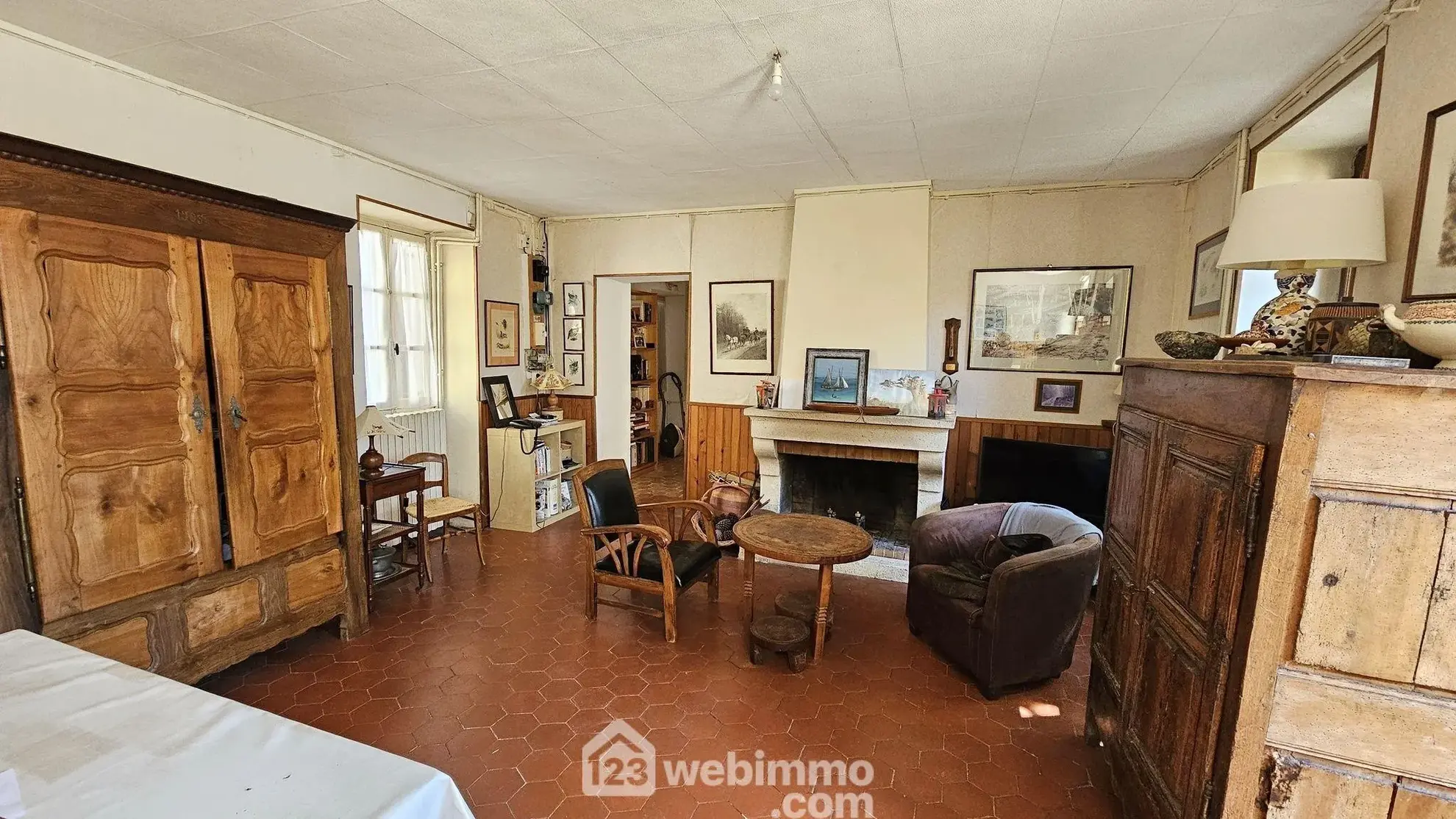 Maison en pierre de 120 m² avec jardin intime à Larchant 