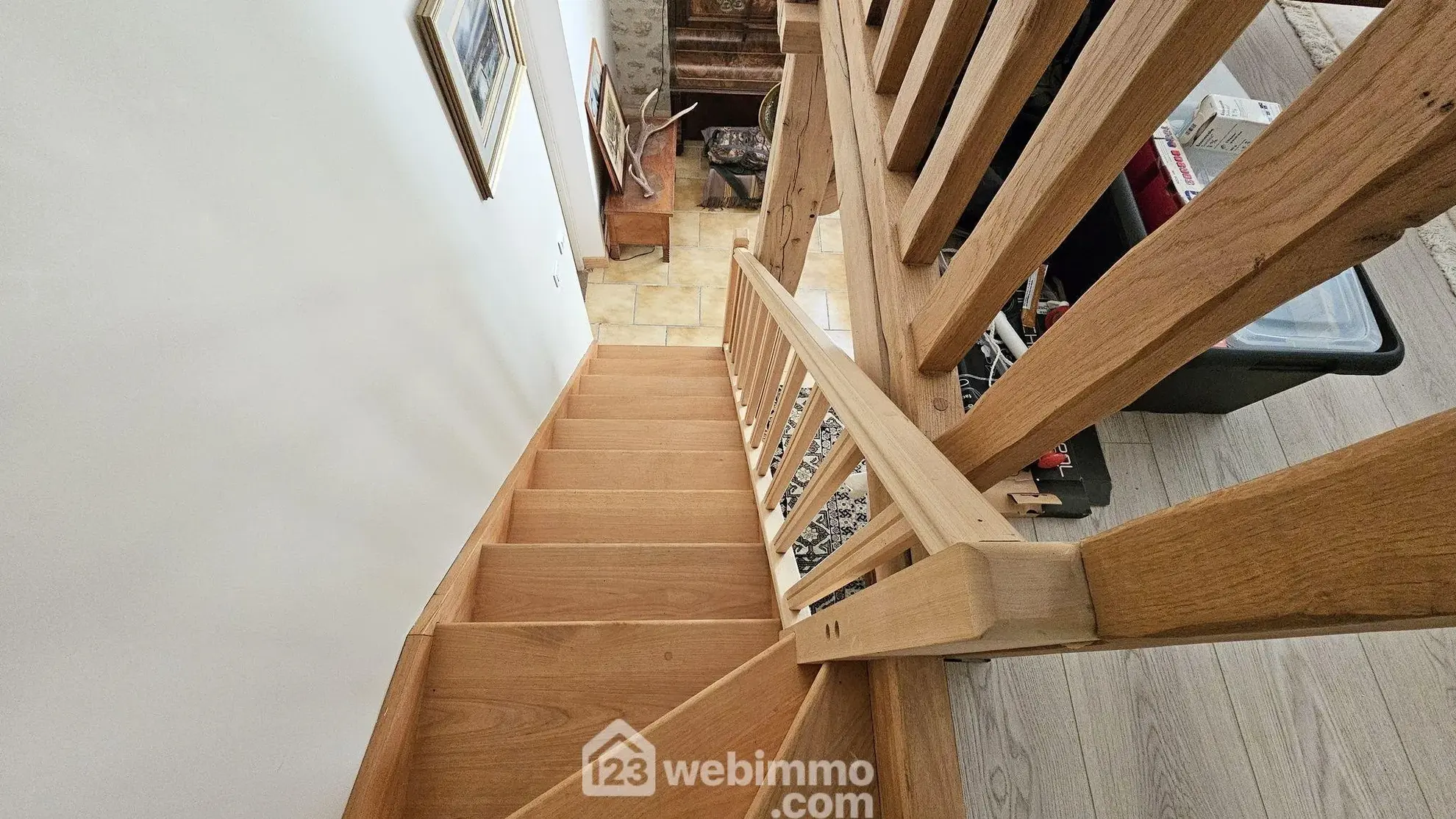 Maison en pierre de 120 m² avec jardin intime à Larchant 