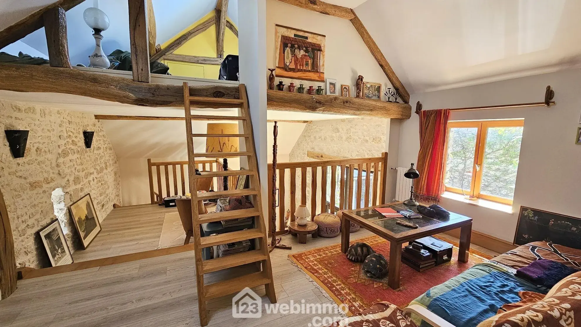 Maison en pierre de 120 m² avec jardin intime à Larchant 