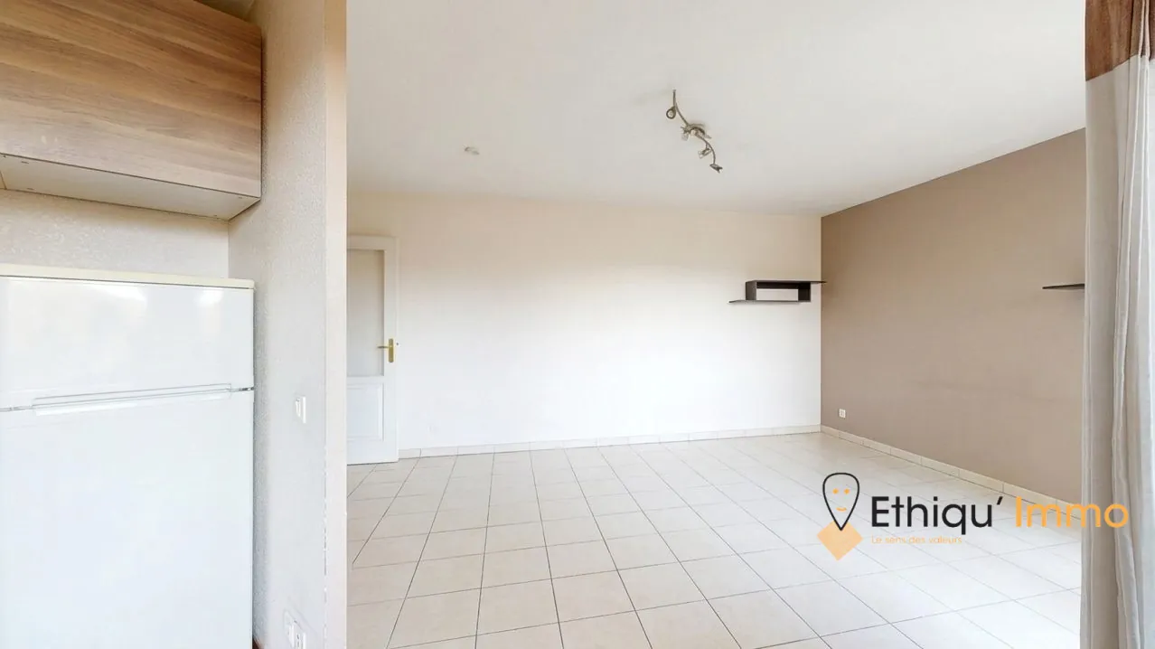 Appartement T2 avec Terrasse à Strasbourg – Vue Dégagée, Possibilité de Personnalisation
