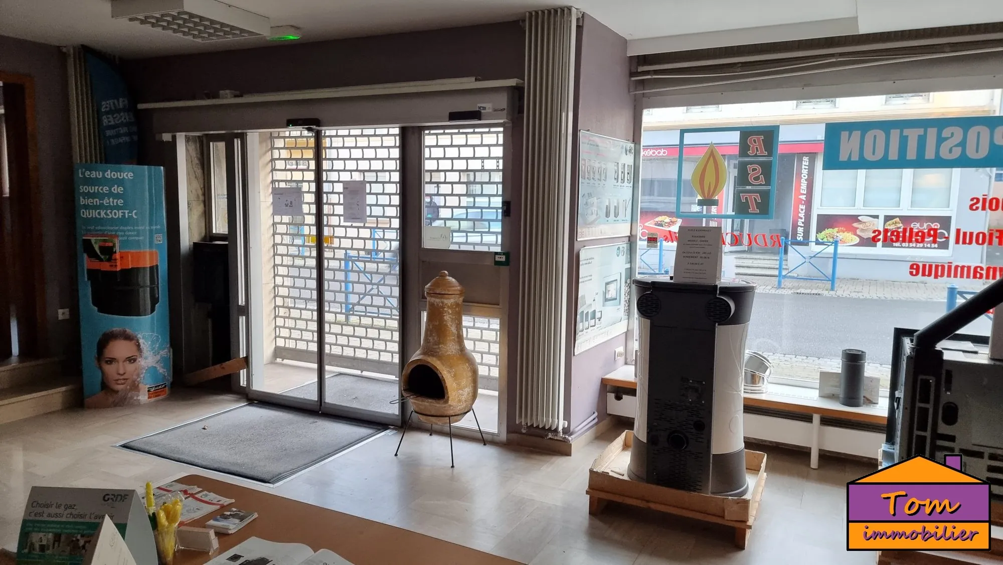 À vendre local commercial de 123 m² à Puttelange aux Lacs, loué, bon état