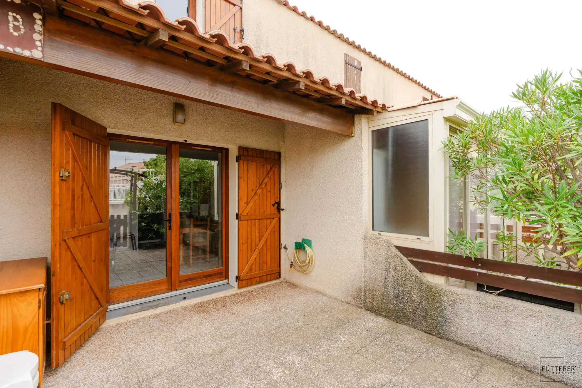 Pavillon 3 pièces avec piscine et parking privé à Gruissan 
