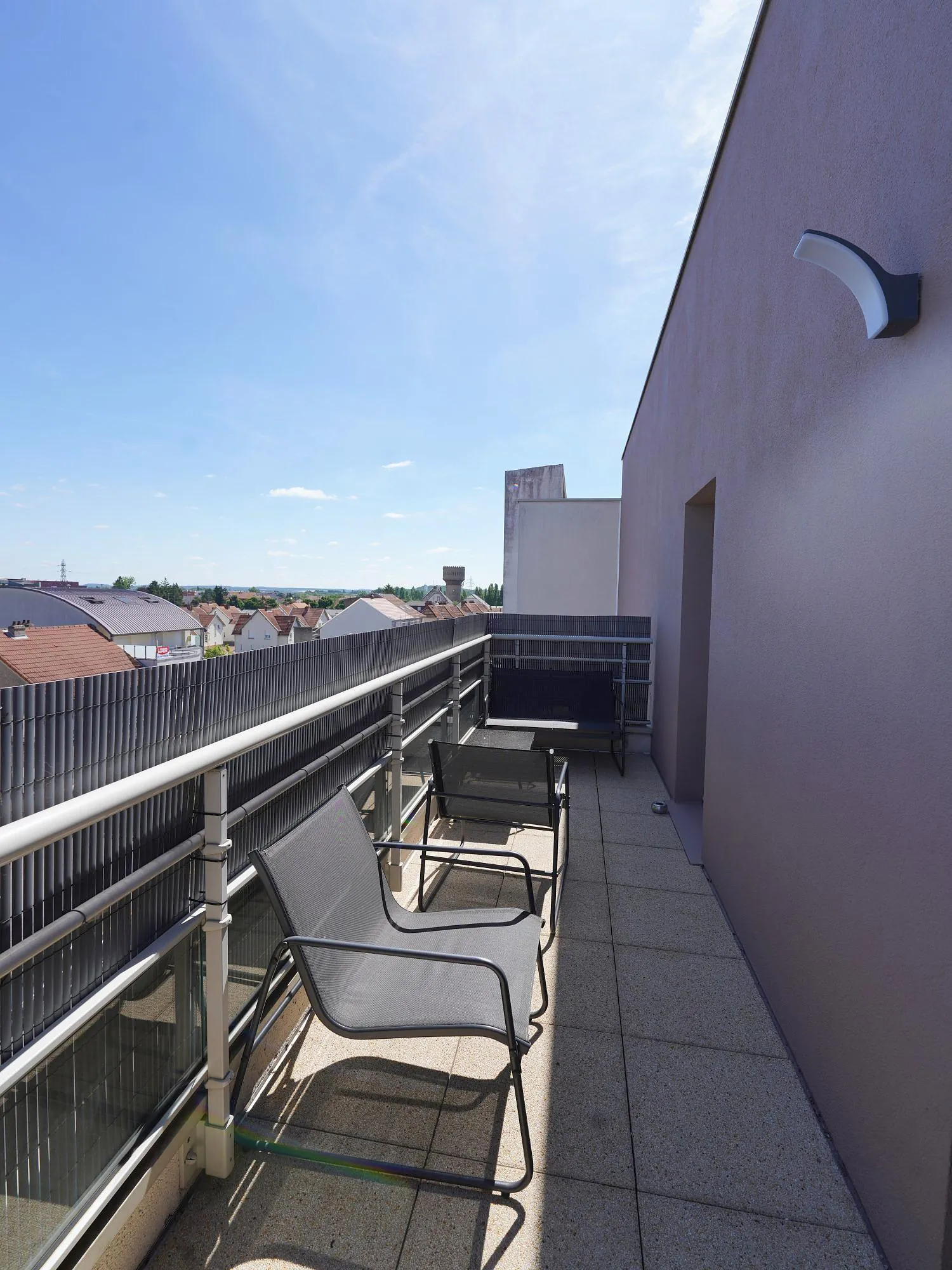 Appartement T2 rénové avec terrasse à Terville en vente 