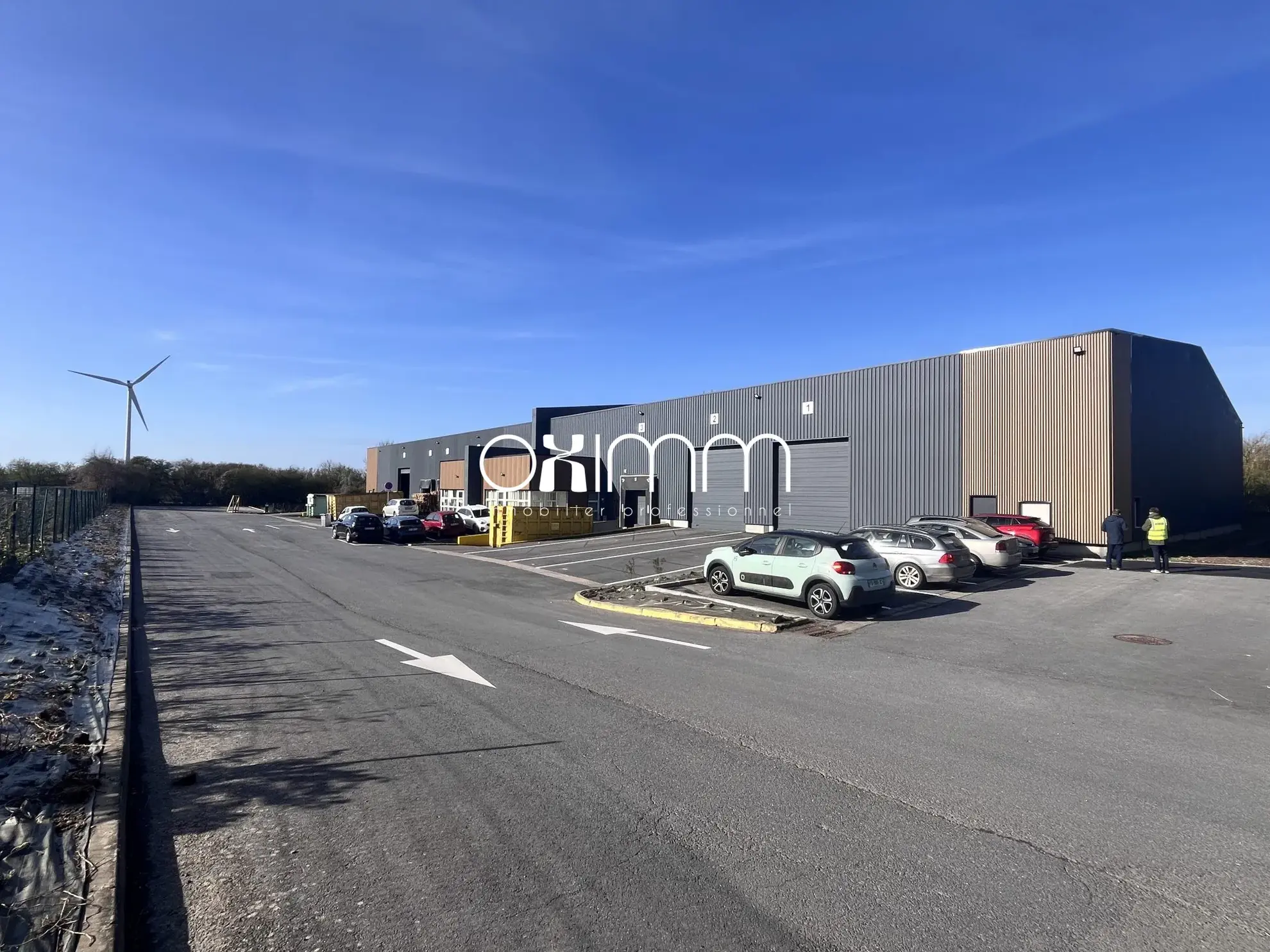 Entrepôt industriel à vendre à Arras - Zone Artoipôle, idéal logistique