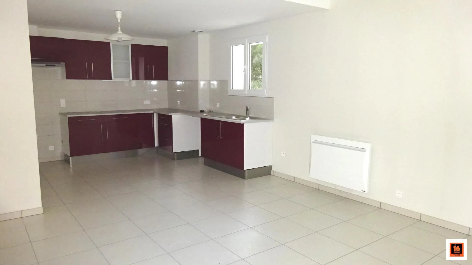 Immeuble à vendre à Thiers proche gare et centre-ville avec appartements locatifs