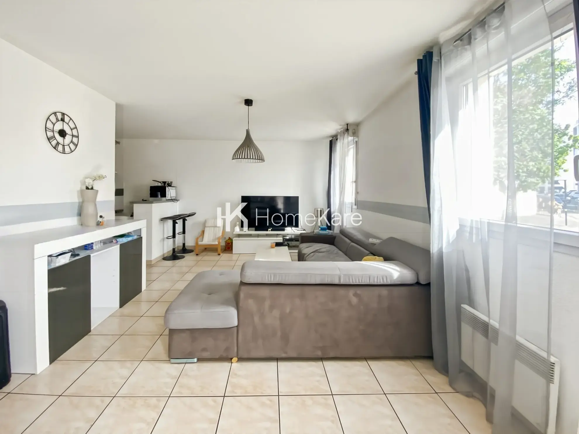 Appartement T3 à Bègles avec balcon et place de stationnement