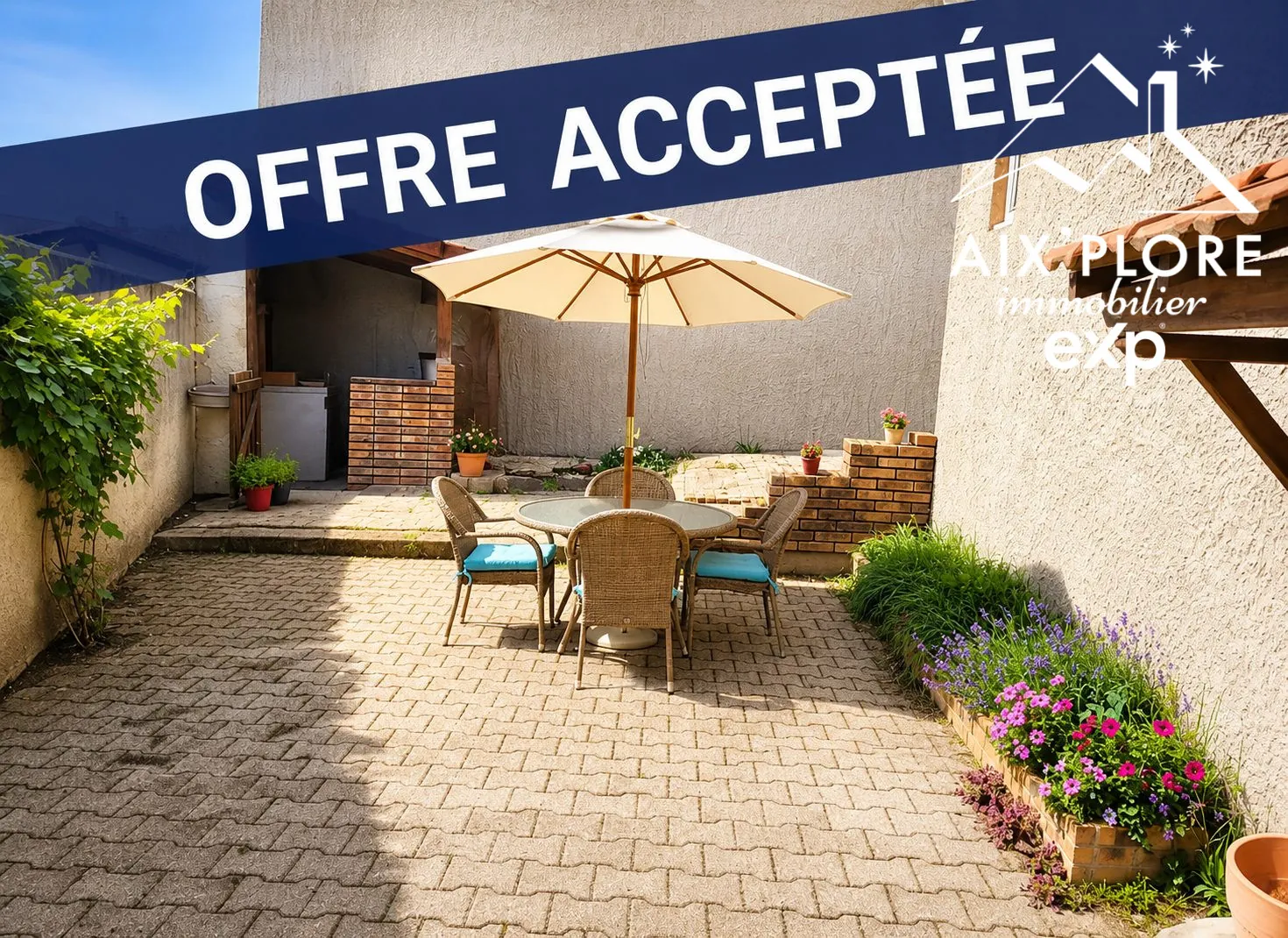 Maison de village à vendre à Chalamont - 150 m², cour et belles volumes