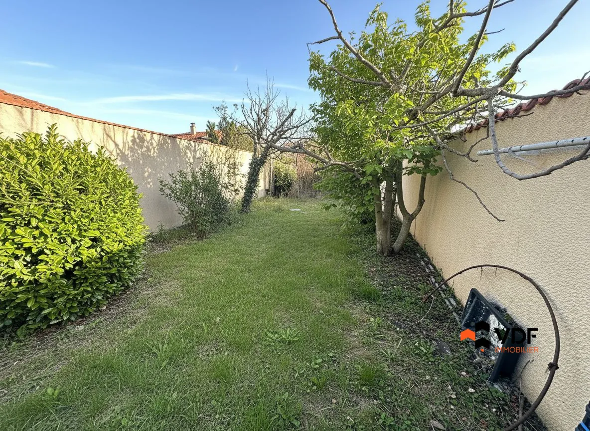 Maison à vendre au Coteau - 137 m², jardin, terrasse, garage 