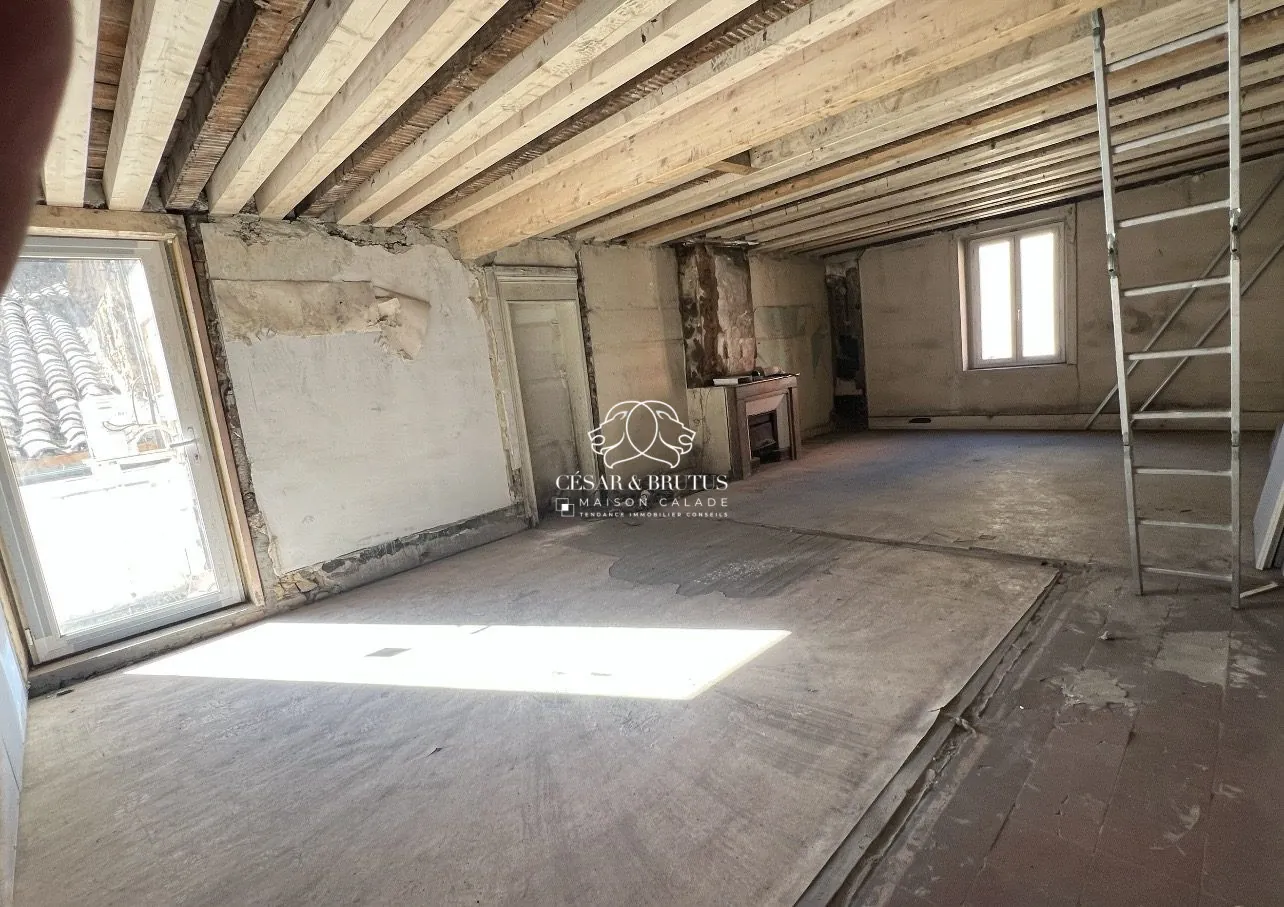 Plateau à aménager en duplex proche de la gare à Villefranche-sur-Saône