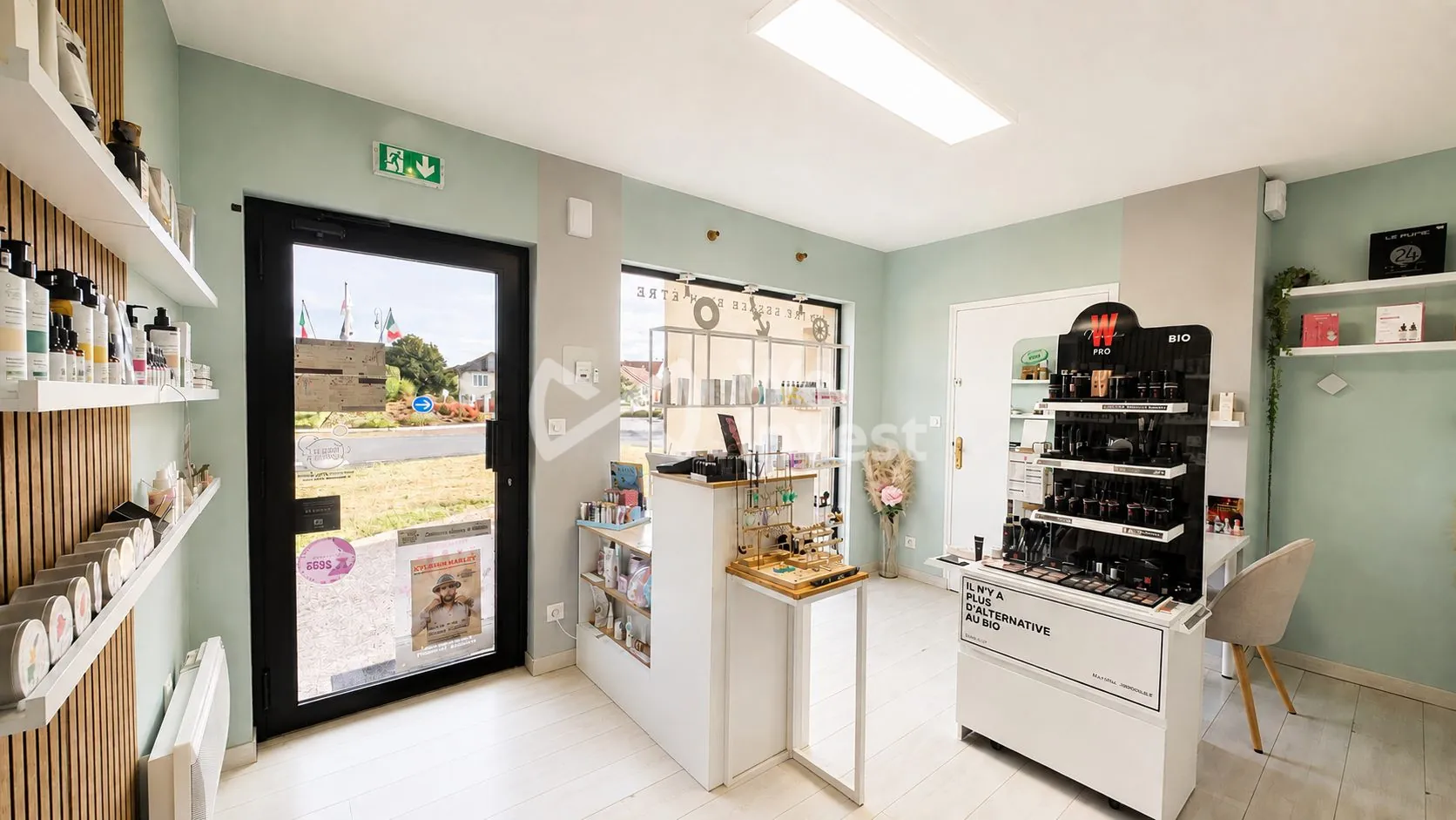 Fonds de commerce institut de beauté à Ruaudin - activité rentable et clientèle établie