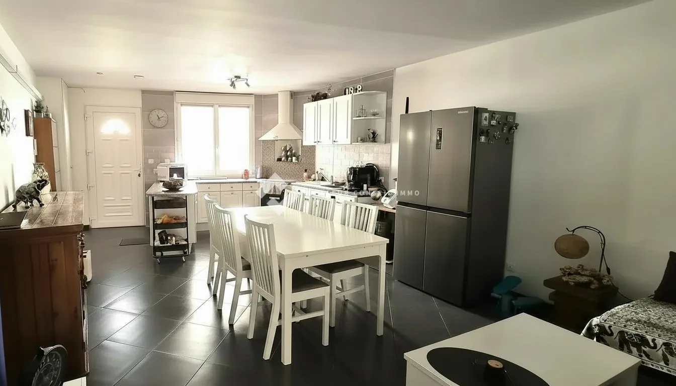 Maison de village rénovée avec terrasse de 15 m² à Saint-Laurent-de-la-Salanque 