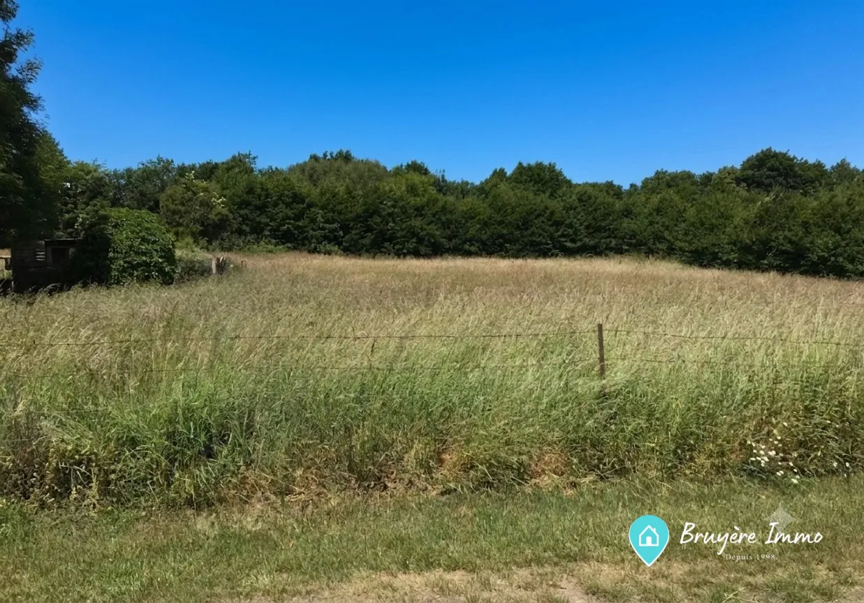 Terrain à bâtir de 1789 m² à Laigny, certificat d'urbanisme positif