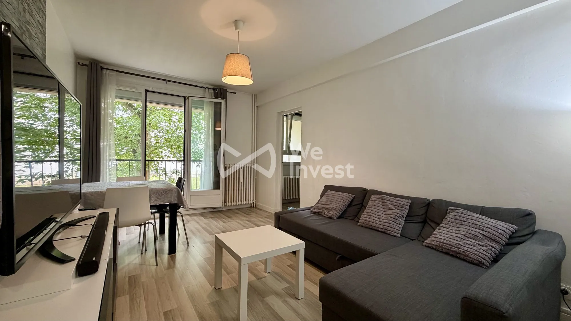 Appartement T2 à vendre à Mitry-Mory, résidence Le Cèdre avec parking et cave