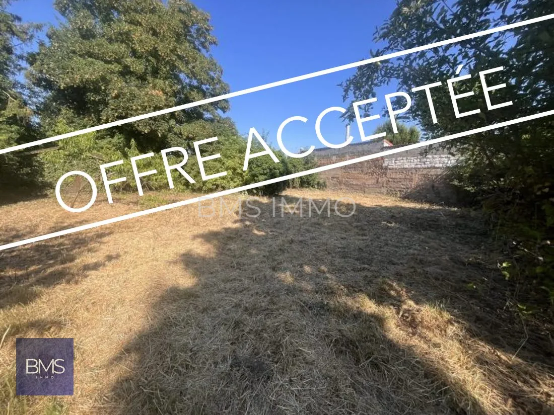 Terrain de 1019 m² à Fretin, calme, ouest, libre de constructeur