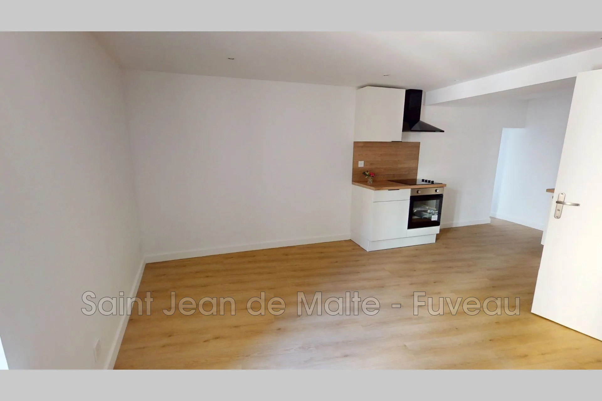 Appartements 3 pièces rénovés à Trets en vente