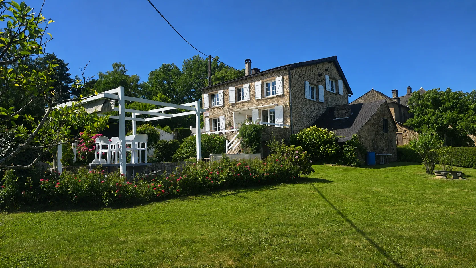 Charmante maison de caractère rénovée à Menoire en Corrèze