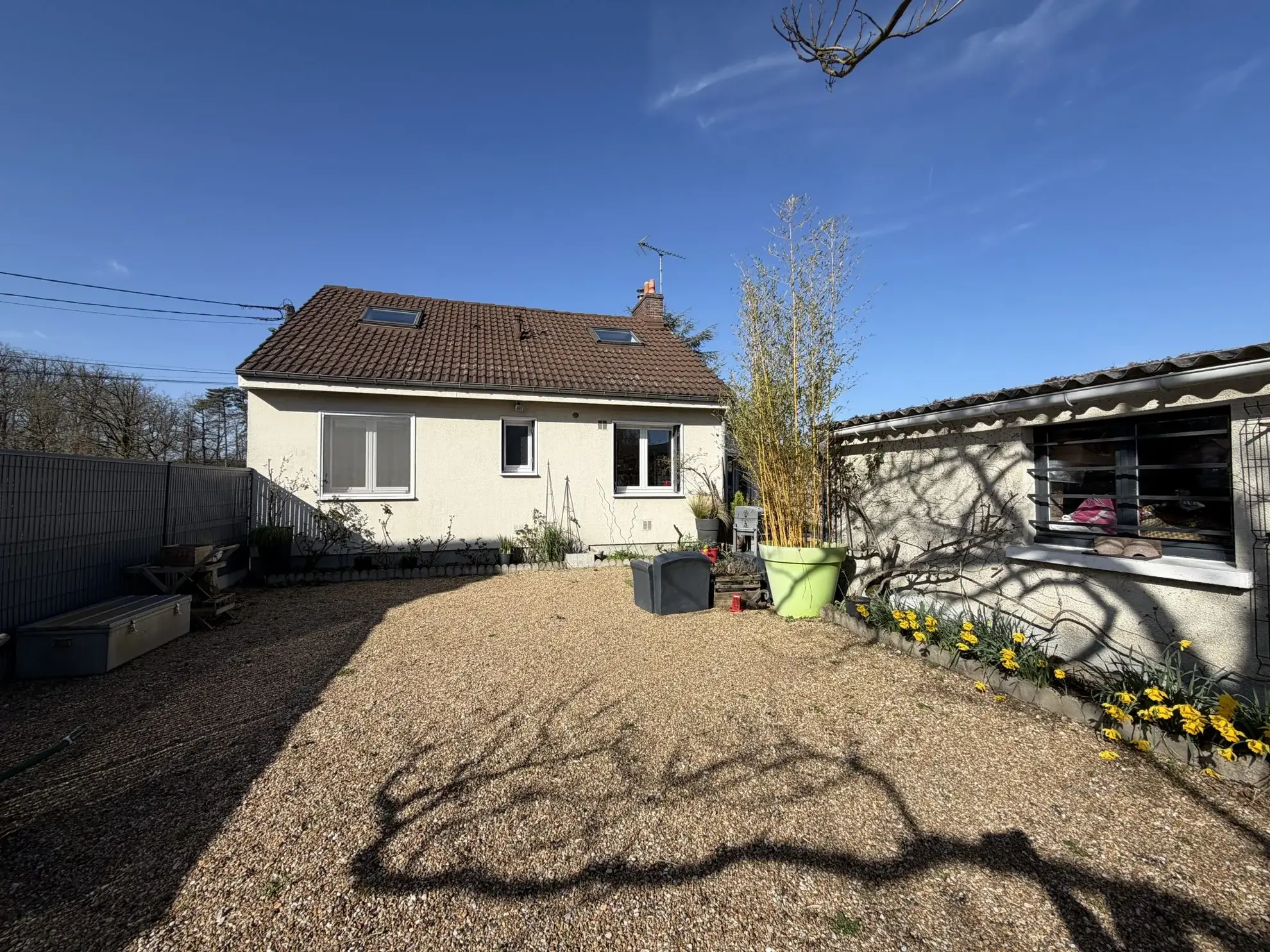 Maison individuelle de 80m² à Chécy avec jardin et garage