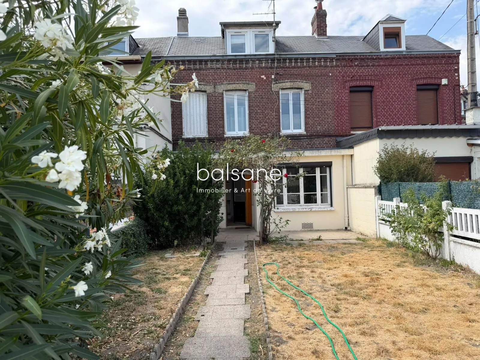 Maison avec jardin à vendre près du jardin des plantes à Le Petit-Quevilly