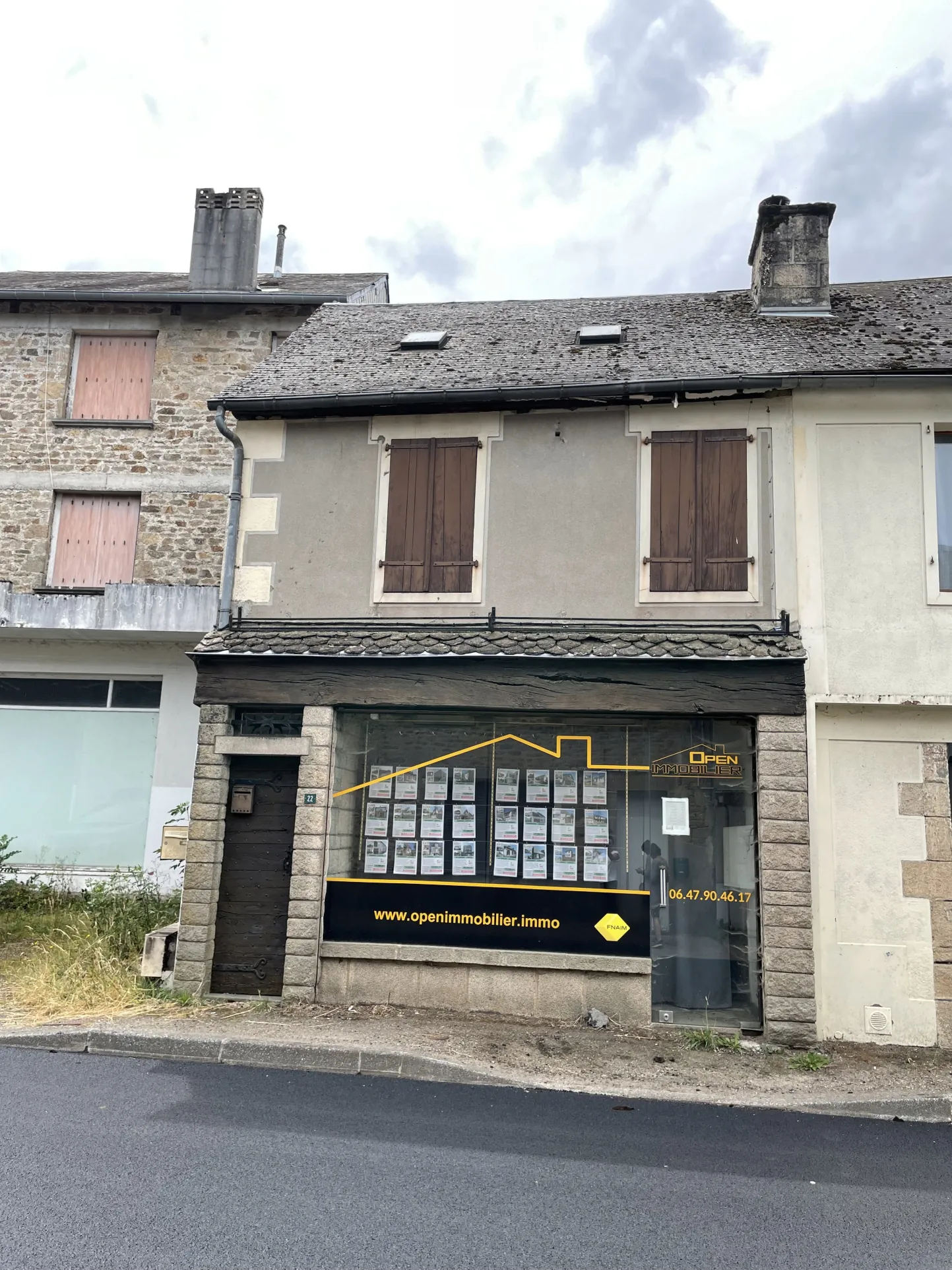 Maison à rénover au centre du Lonzac de 93 m² avec potentiel - Projet de rénovation