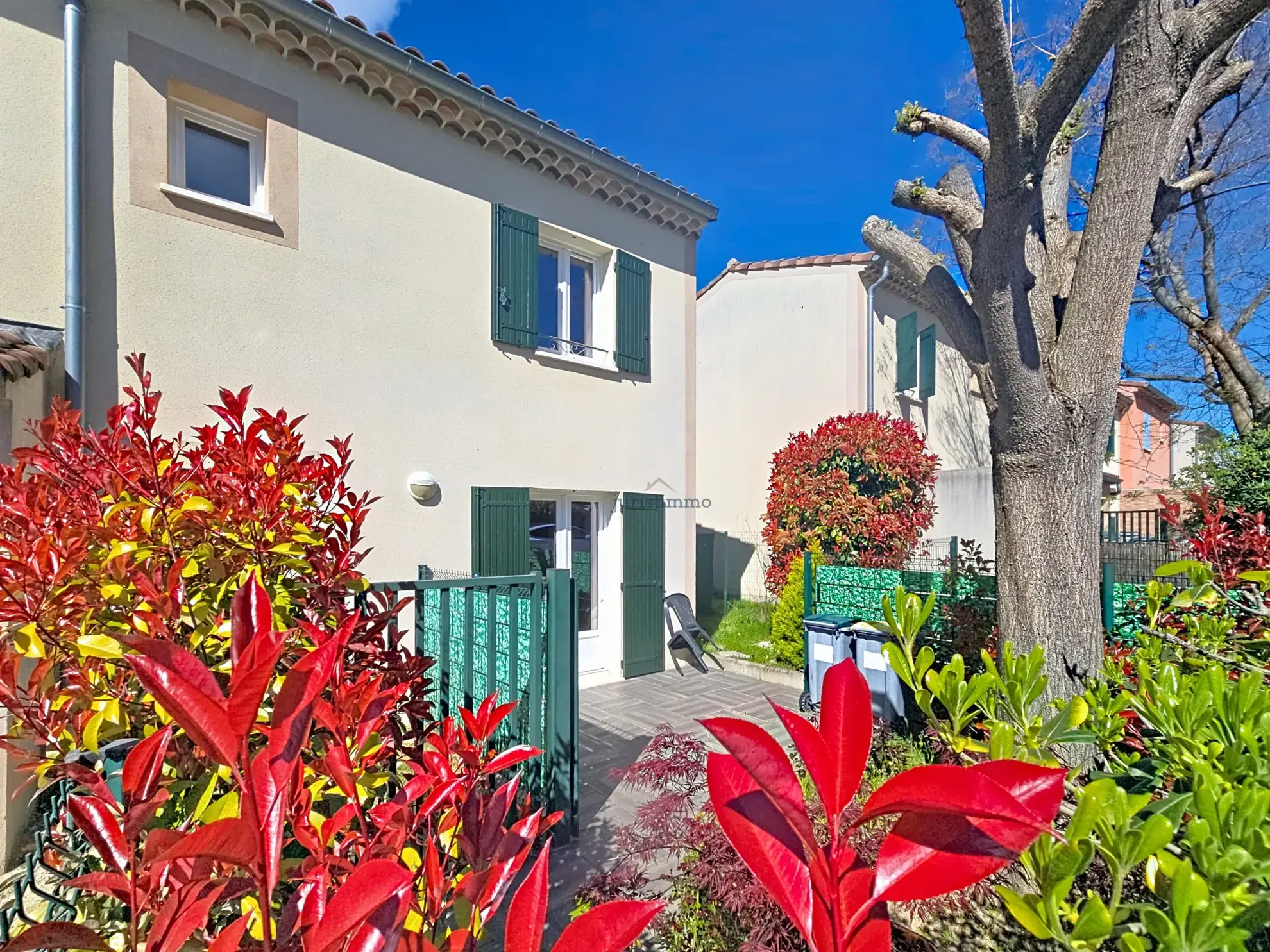 Maison 3 chambres avec jardin et garage à Aubignan - Excellent état