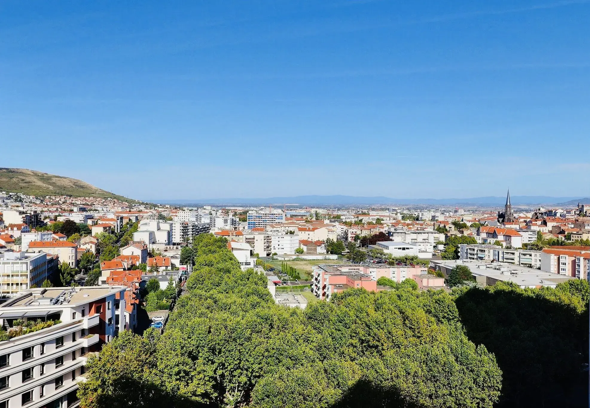 Appartement T3 avec Vue Dominante à Clermont-Ferrand - Résidence GALAXIE 