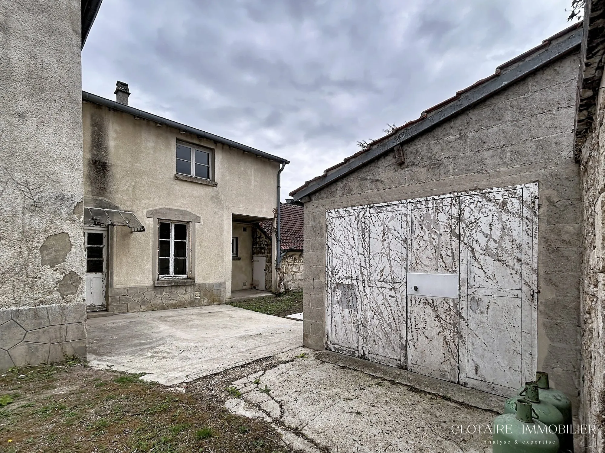 Maison à vendre à Couloisy avec travaux, 99 m², garage, classée F pour l'énergie