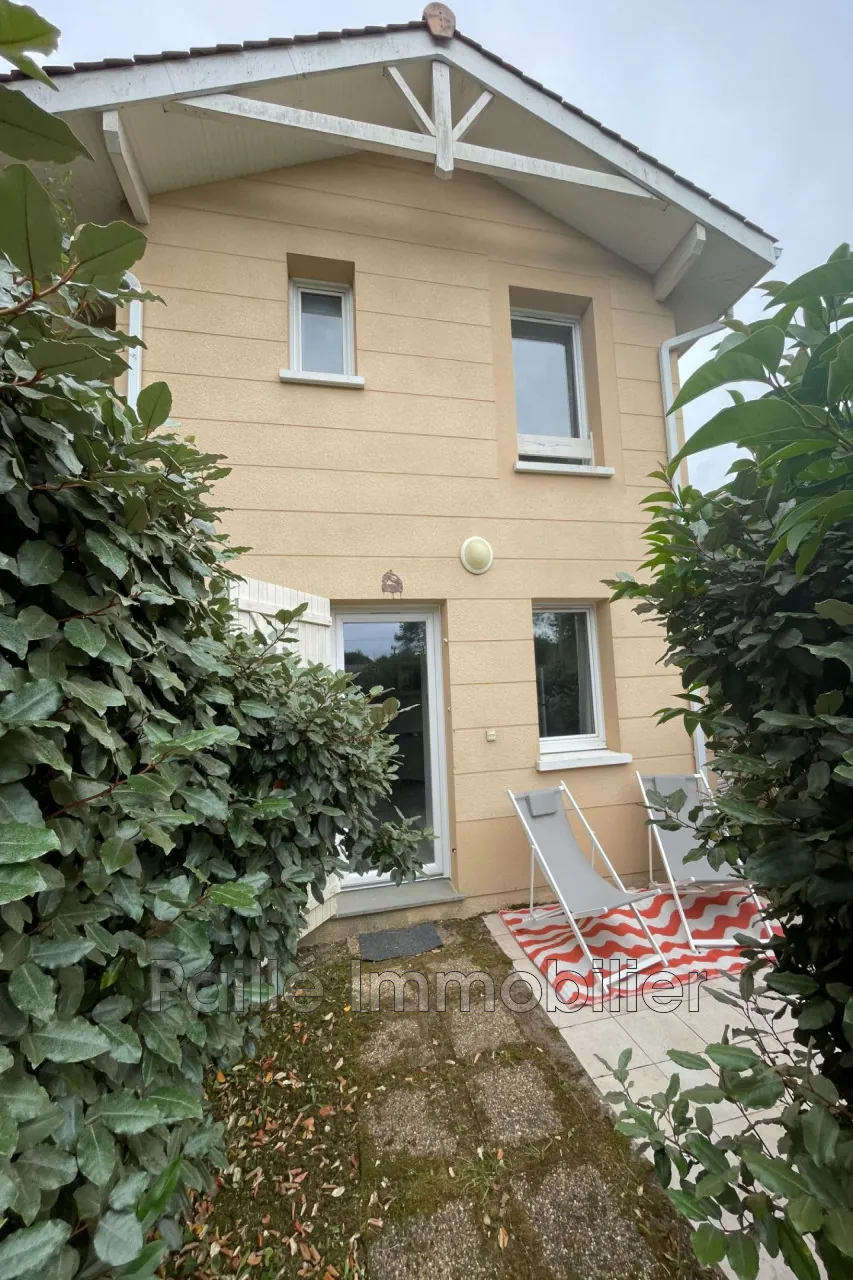 Appartement 3 pièces avec jardin privé et piscine à Le Verdon-sur-Mer 