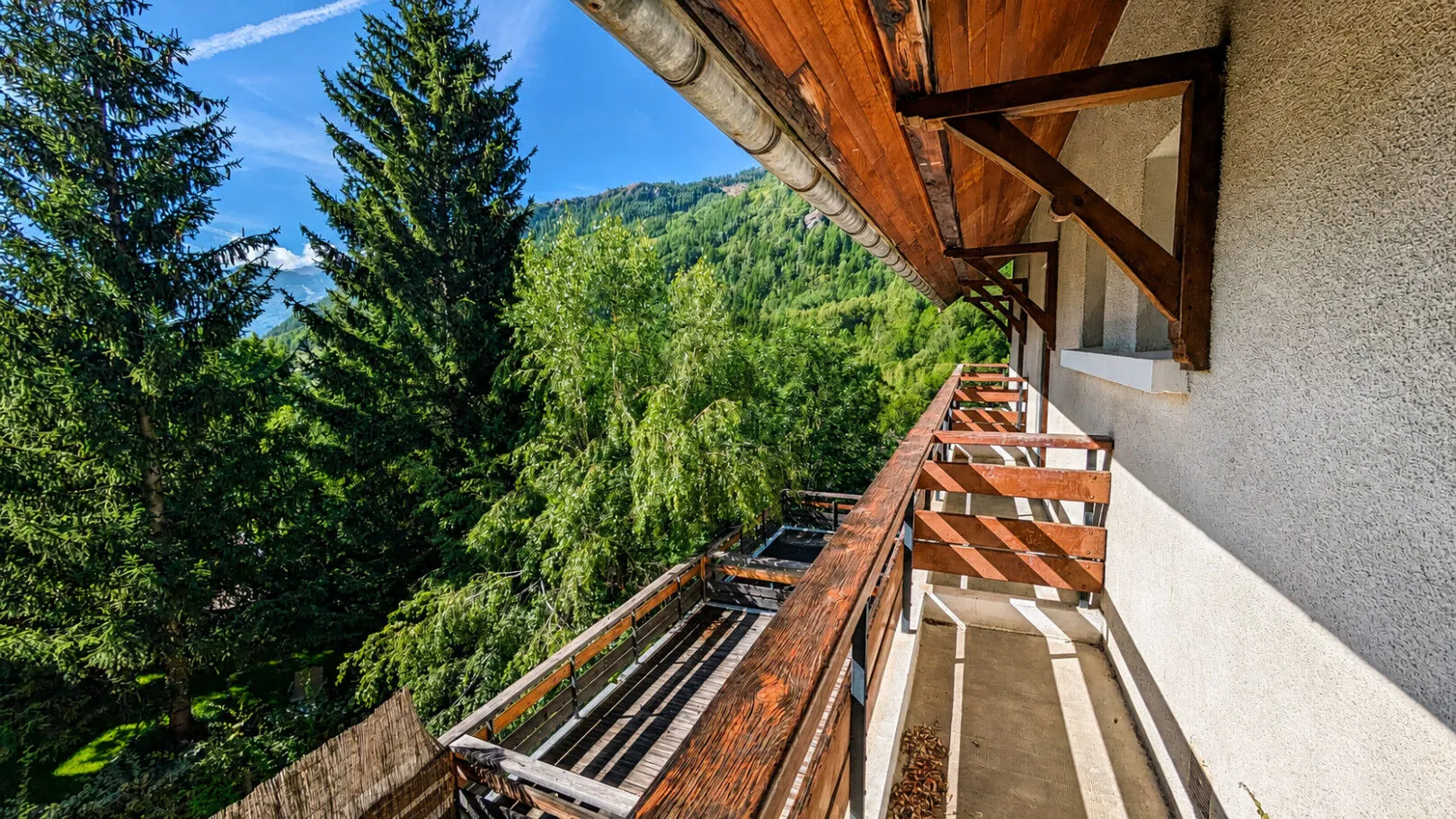 Appartements à rénover à Vallouise-Pelvoux – Studio au T3 avec vues montagne