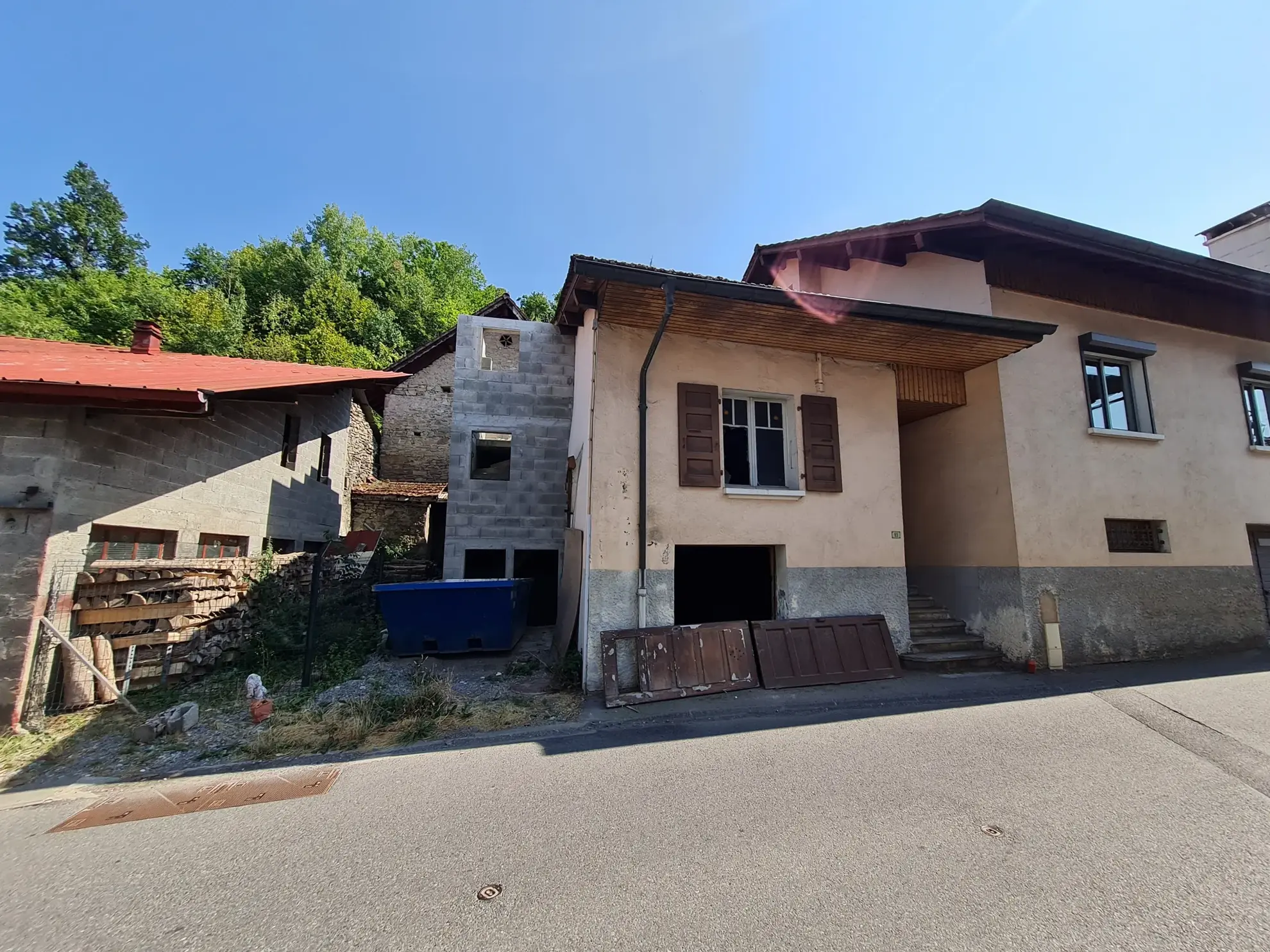 Immeuble de 135 m² à Allinges avec permis accepté et parking
