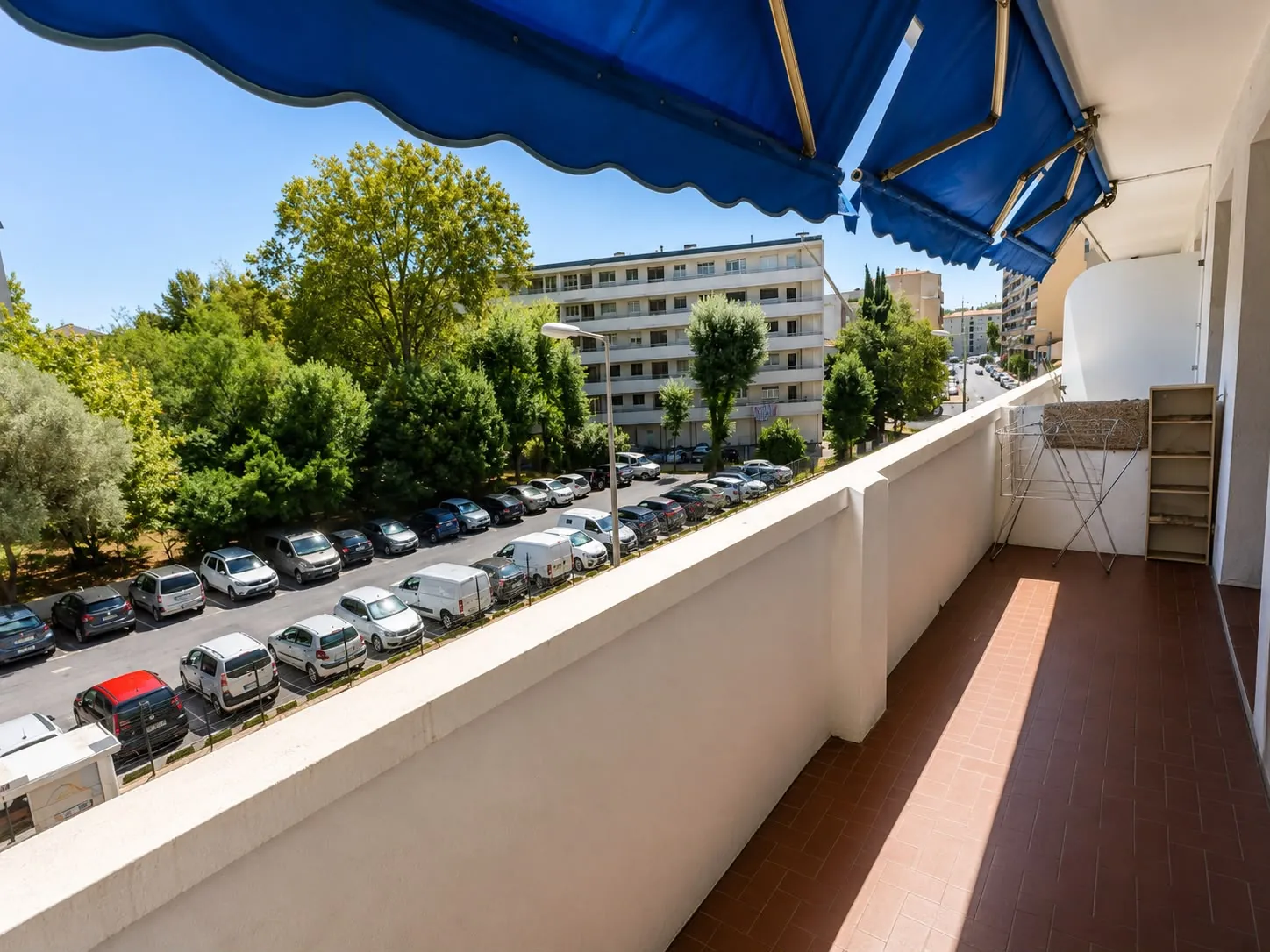 Appartement 3 chambres avec terrasse et parking à Toulon Aguillon