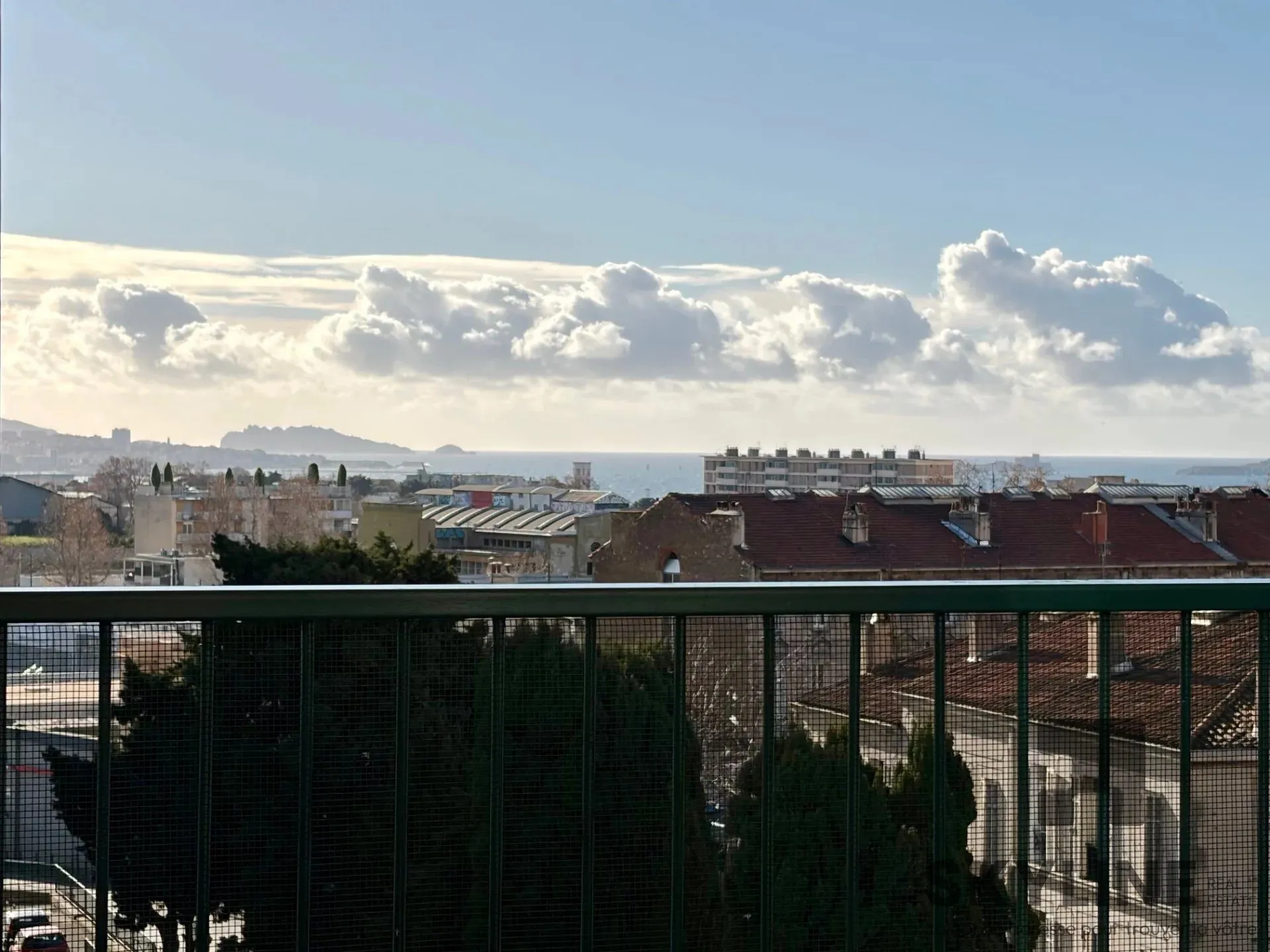 Appartement T4 de 65m² avec Vue Mer à Marseille 15e - Résidence Parc Saint-Louis