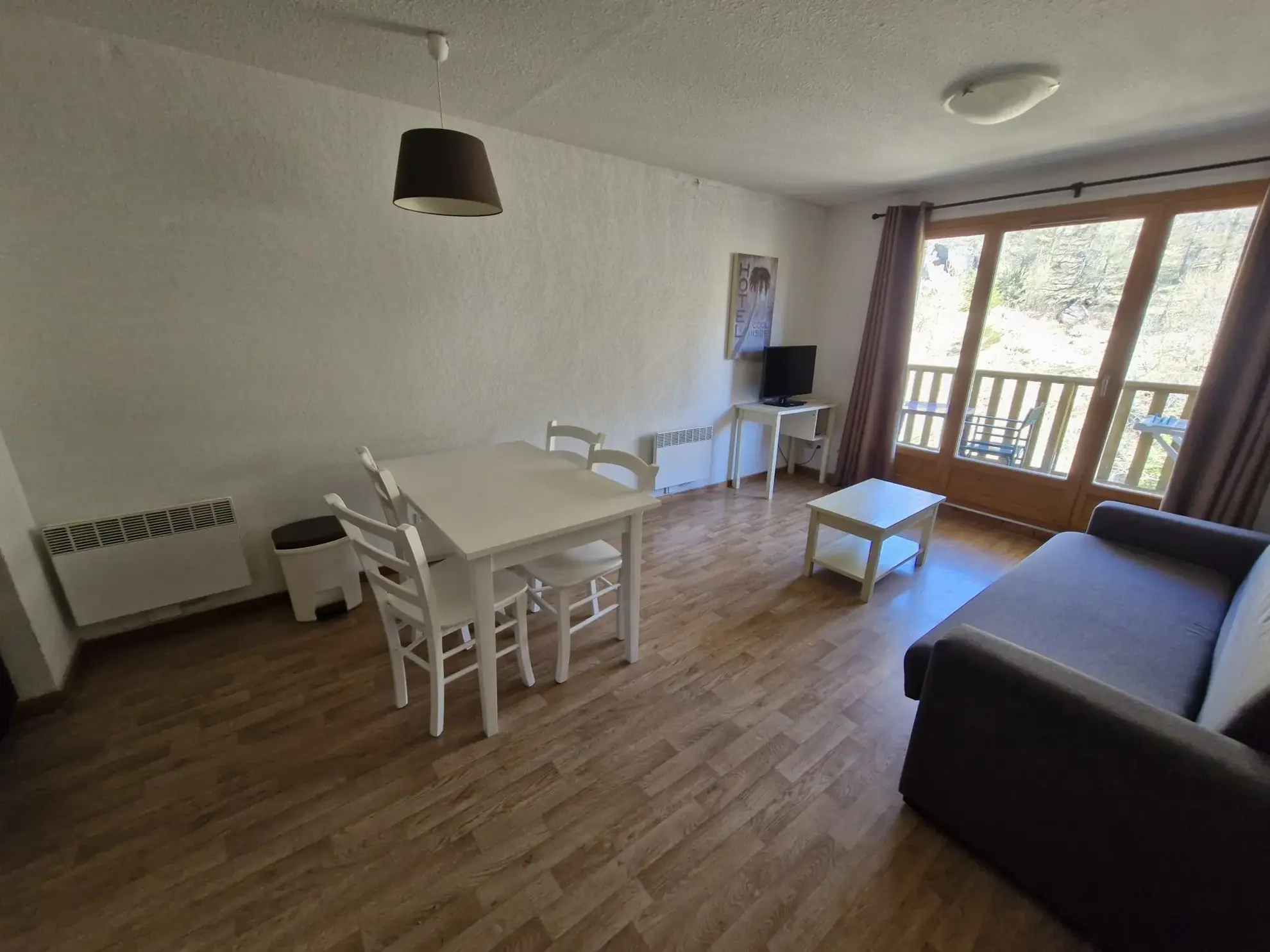 Appartement T2 avec Vue sur le Chambourguet à Besse-et-Saint-Anastaise
