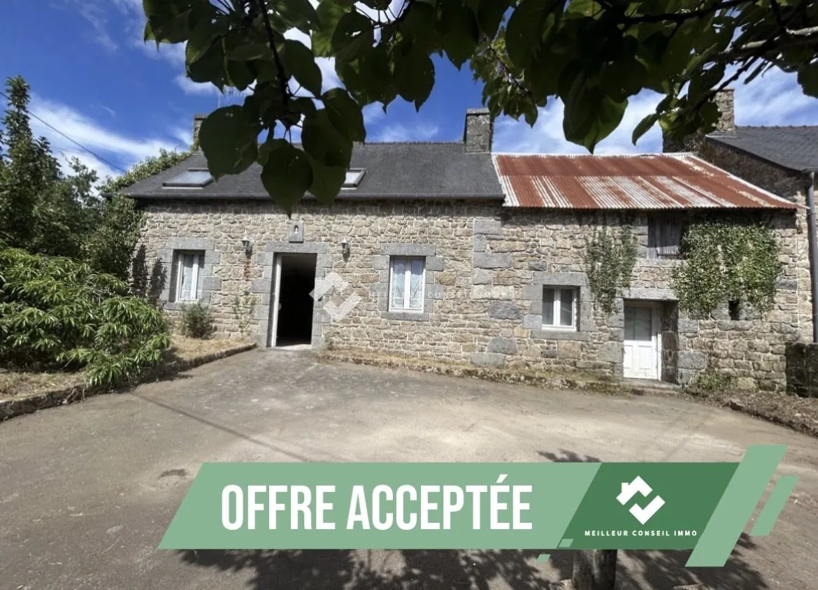 Maison en pierre à rénover avec grand terrain — Saint-Julien, proximité Saint-Brieuc