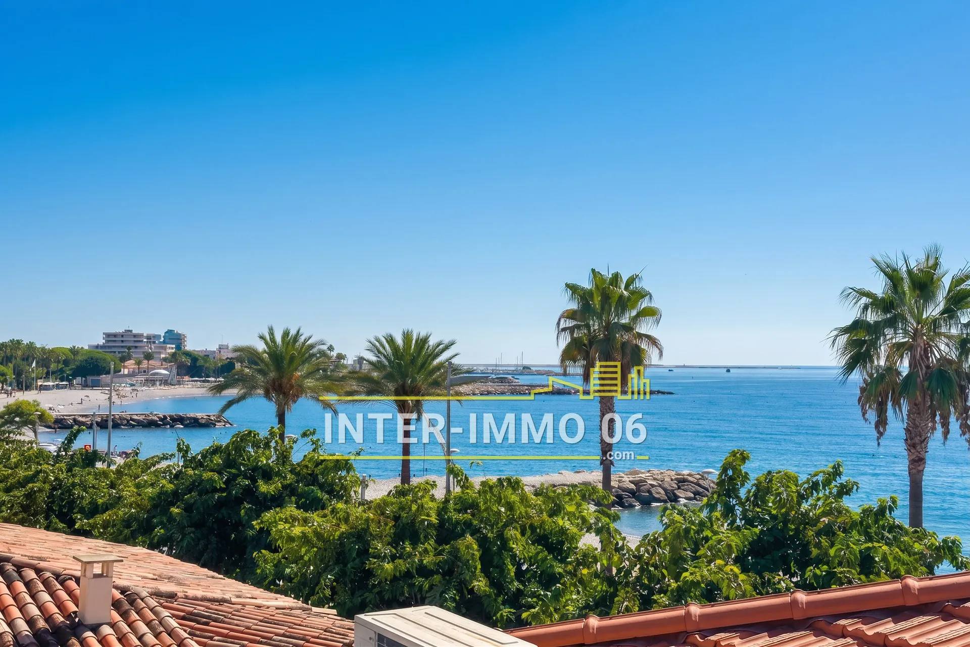 Charmant appartement duplex avec vue mer à Cagnes-sur-Mer 